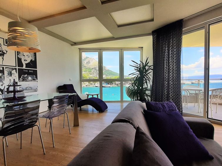 Centraal gelegen appartement in Omiš met uitzicht in Omiš