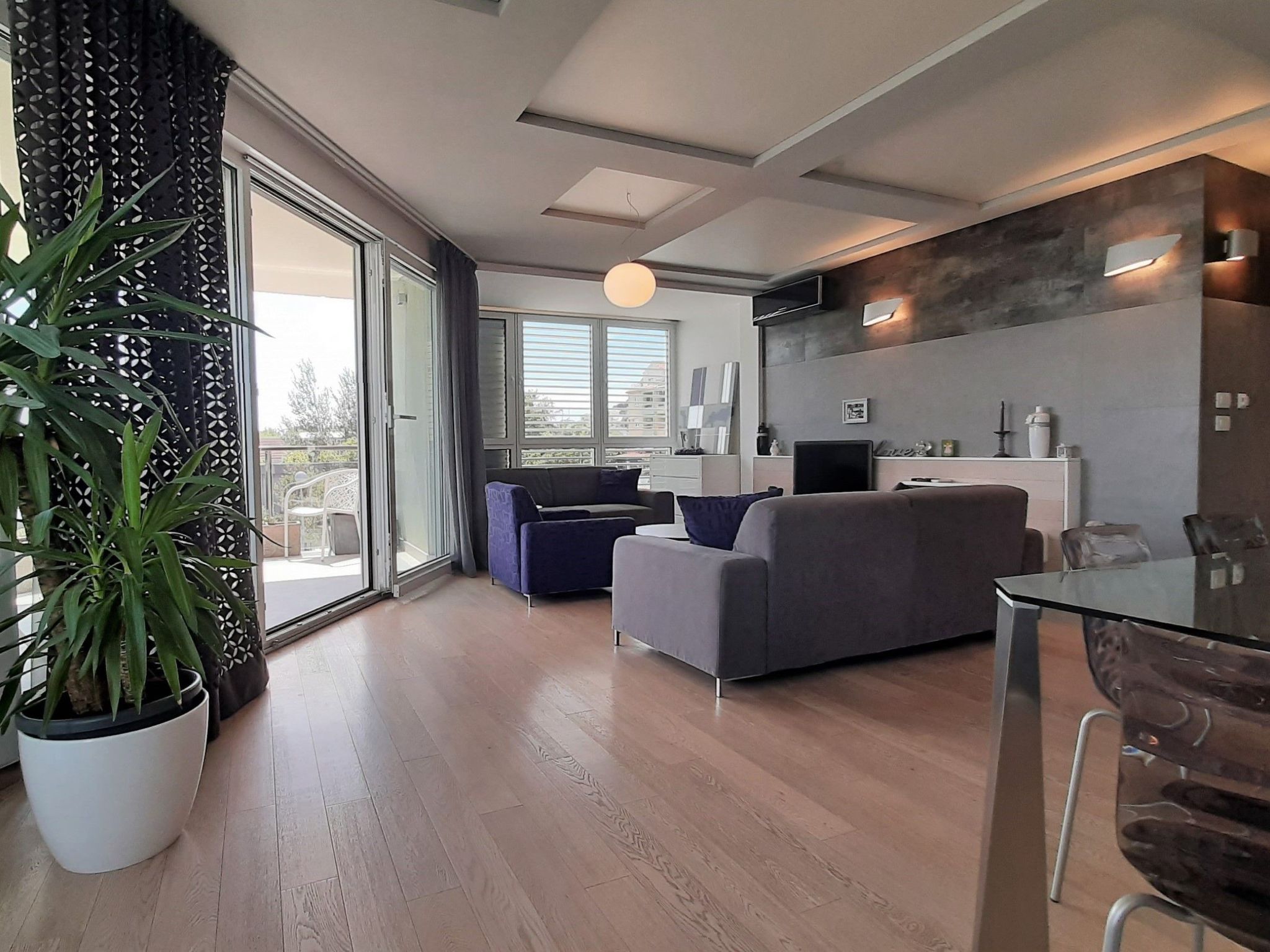 Stylisches Studio mit atemberaubendem Ausblick-Drinnen