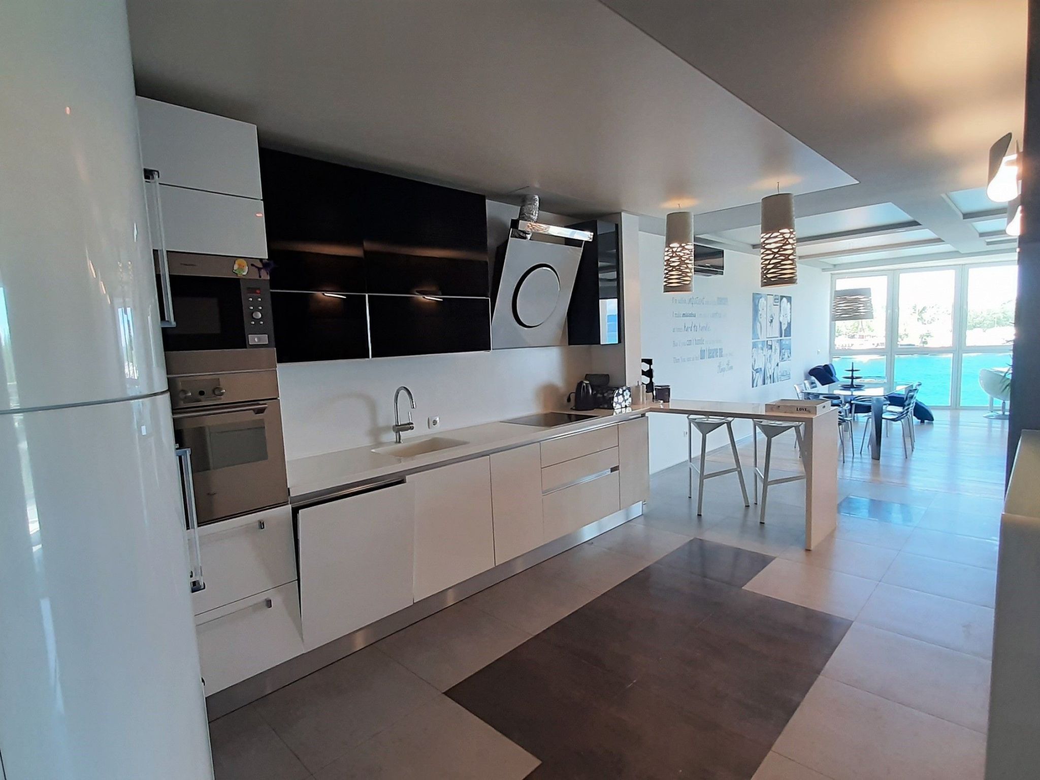 Stylisches Studio mit atemberaubendem Ausblick