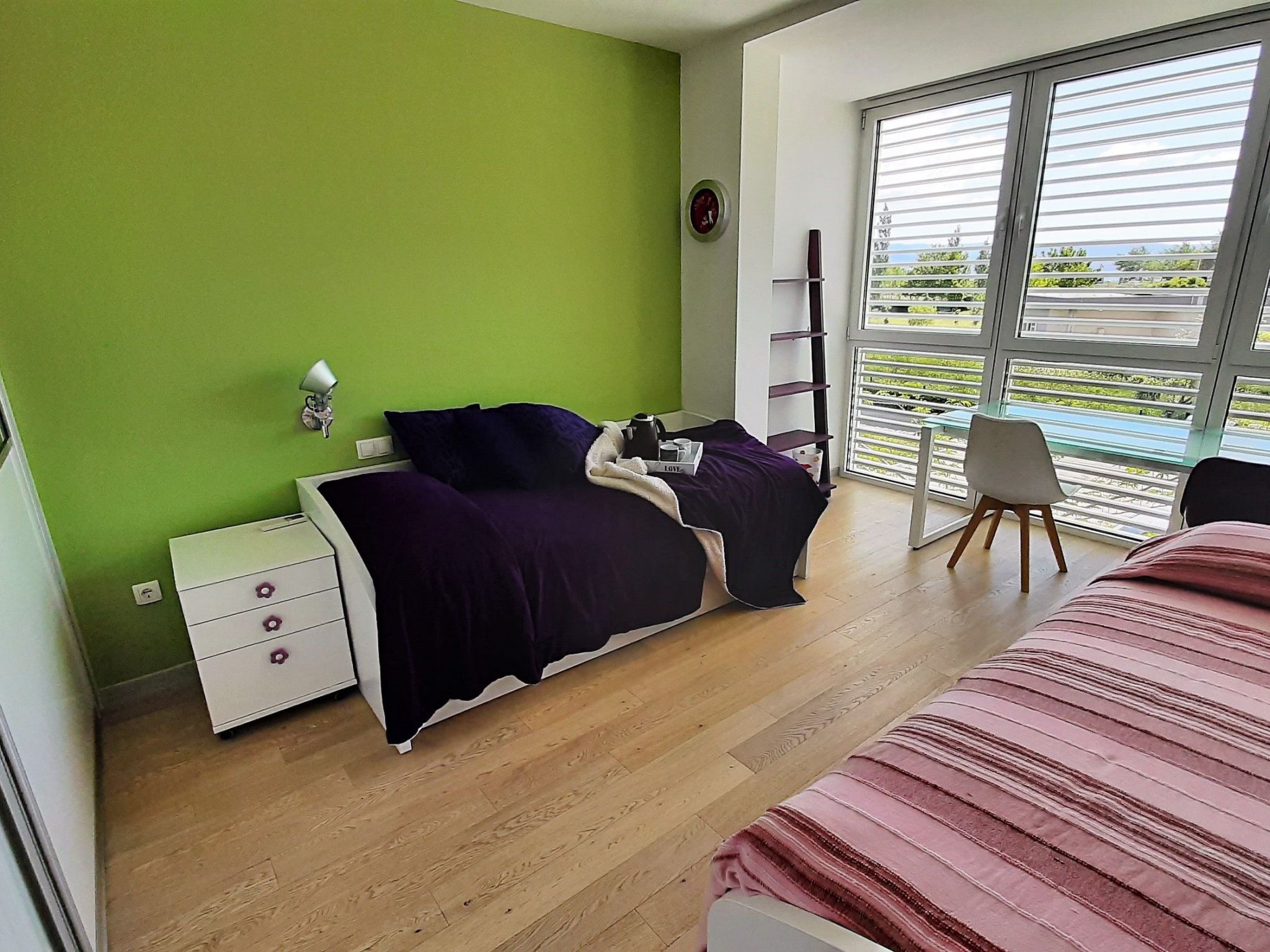 Stylisches Studio mit atemberaubendem Ausblick-Drinnen