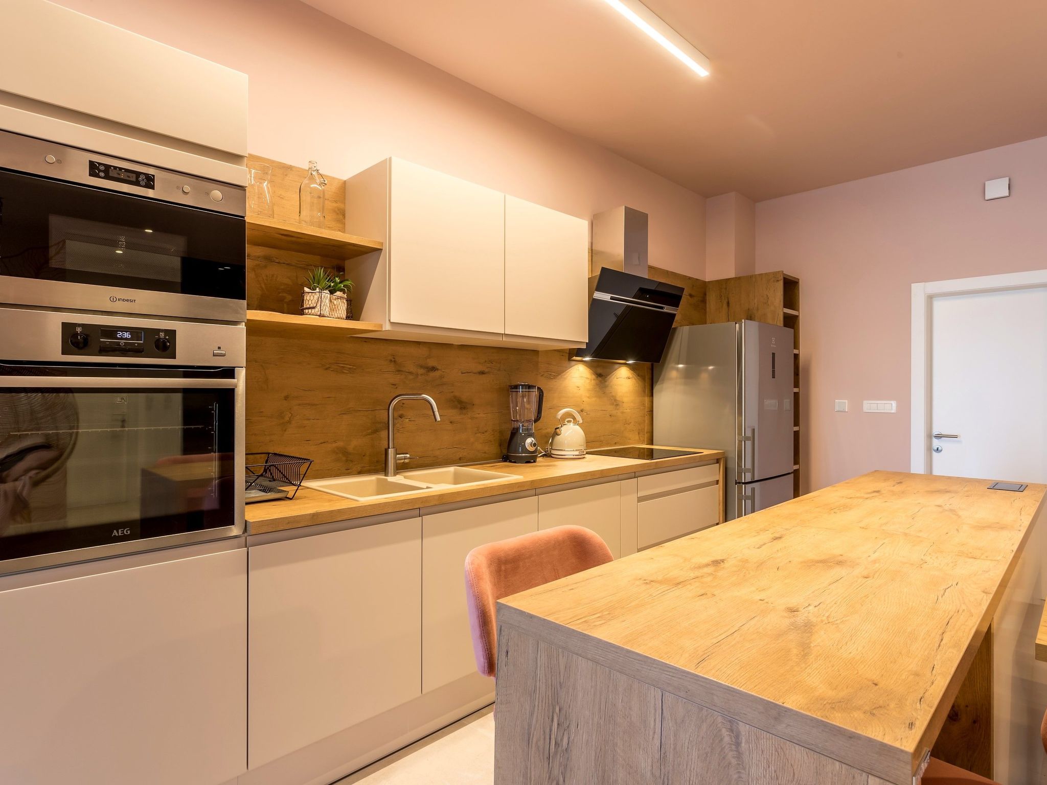 Luxus-Apartment mit Whirlpool-Drinnen