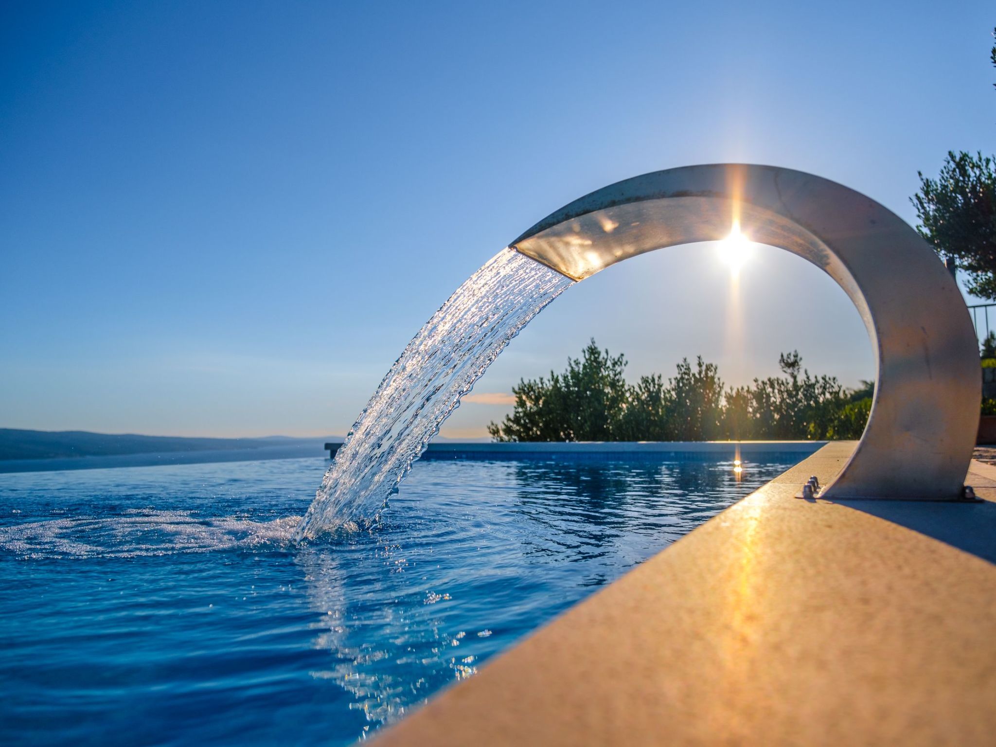 Villa mit vier Schlafzimmern und beheiztem Pool-Drinnen