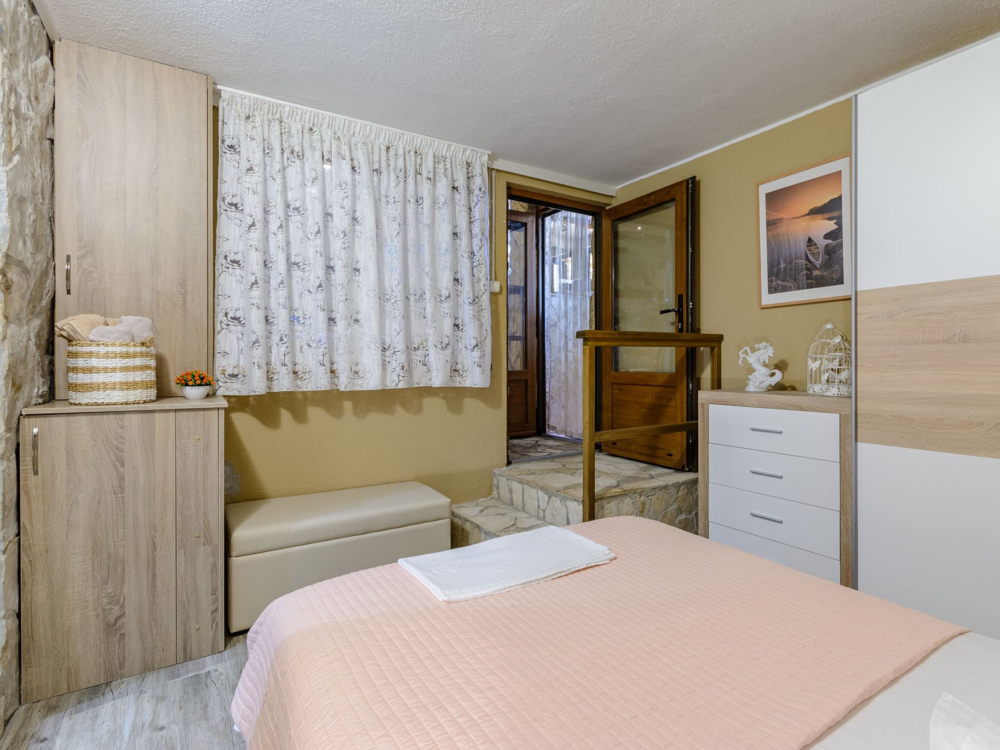 Villa mit vier Schlafzimmern und beheiztem Pool-Drinnen