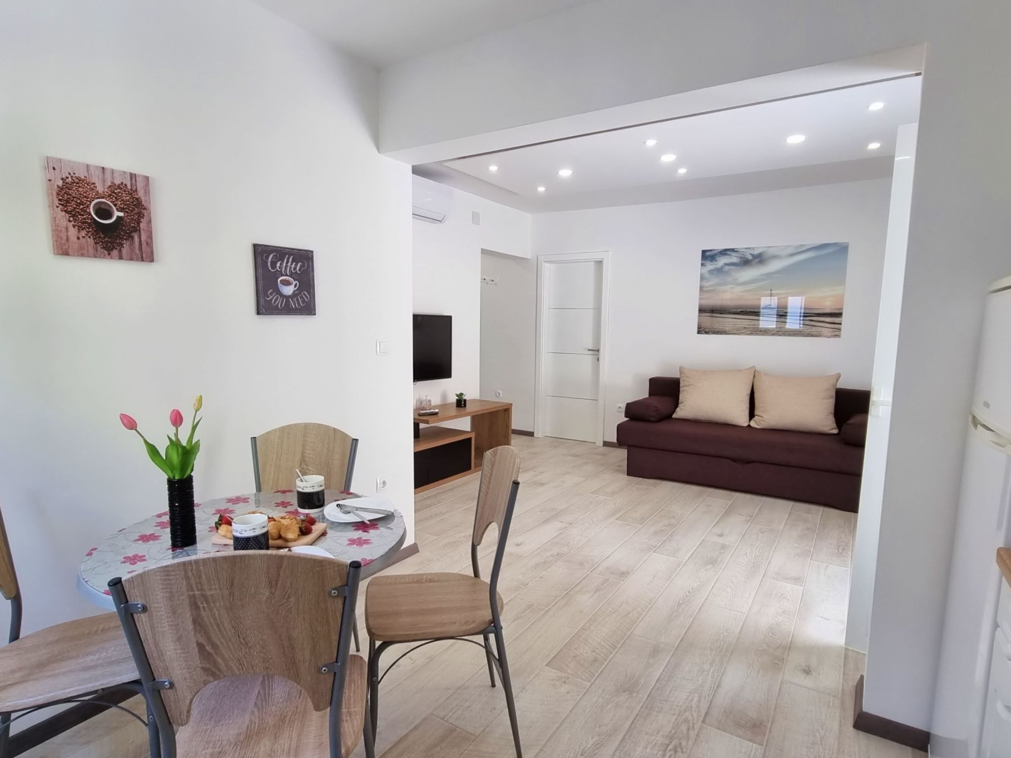 Superior Ein-Schlafzimmer-Wohnung DaMa Bakota