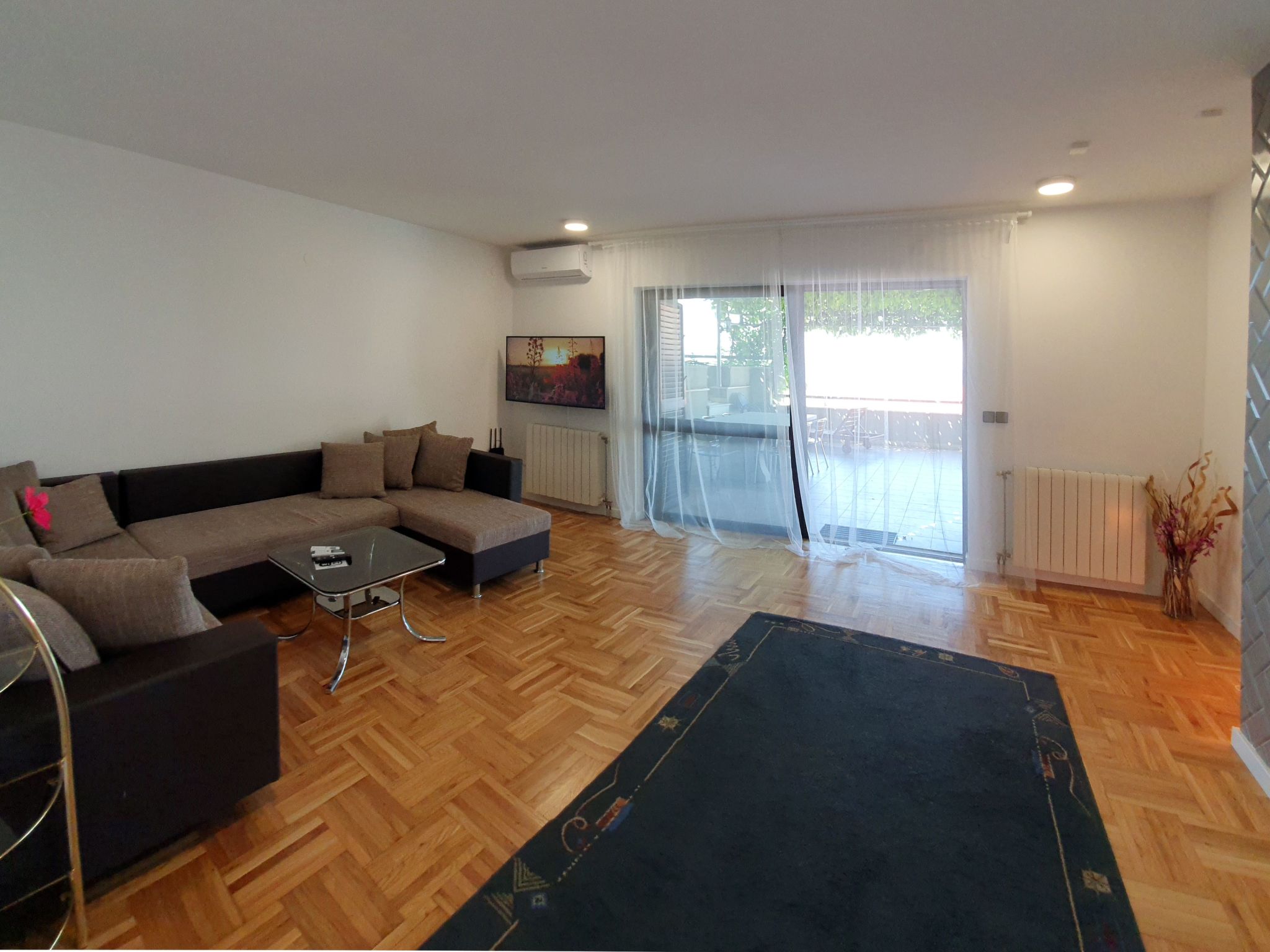 Geräumiges Ferienhaus in Omiš mit Privatem Pool-Inside