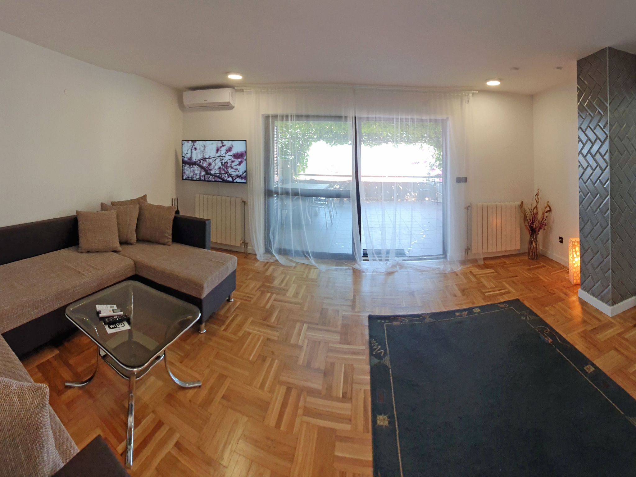 Geräumiges Ferienhaus in Omiš mit Privatem Pool-Inside