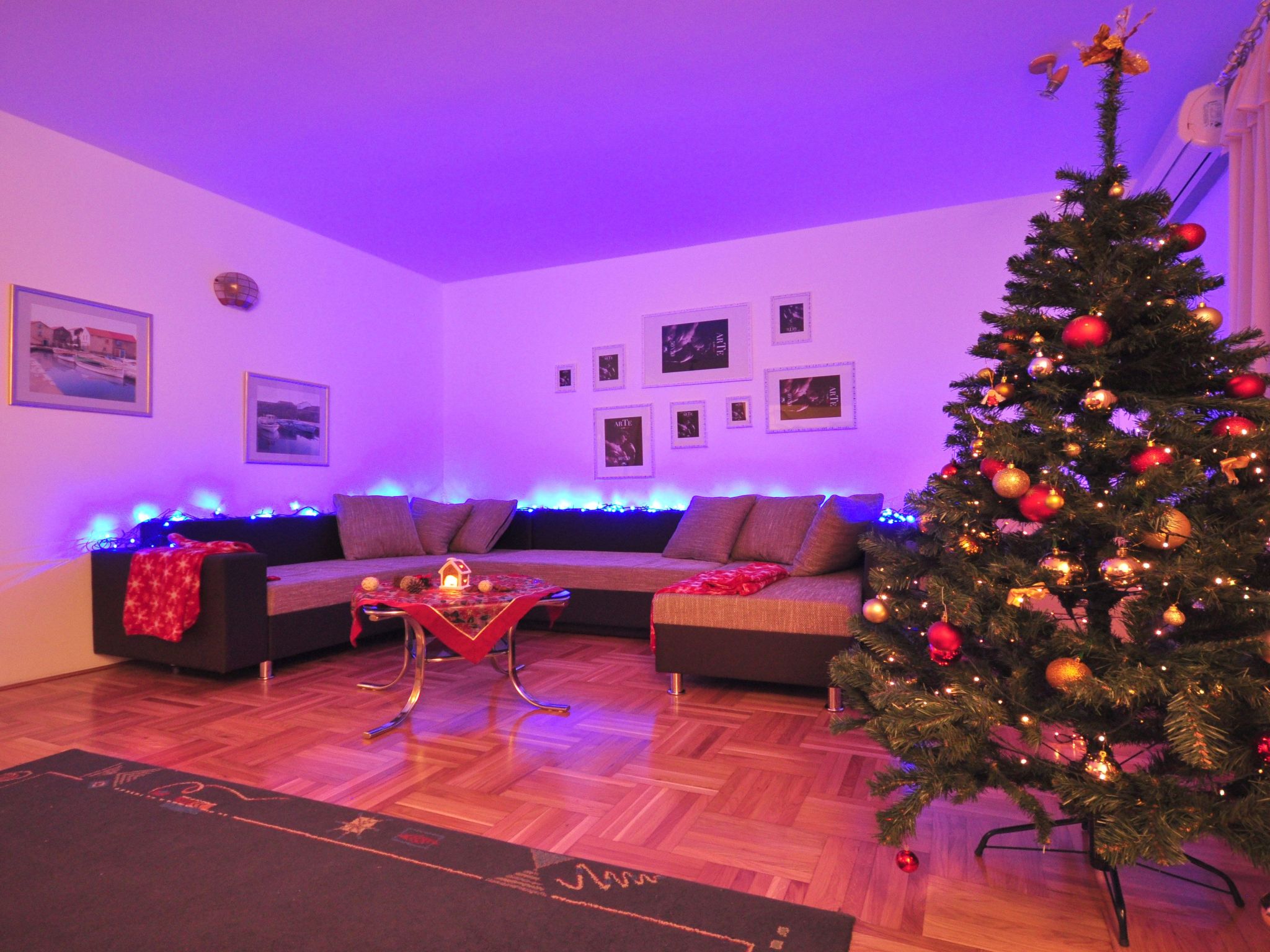 Geräumiges Ferienhaus in Omiš mit Privatem Pool-Inside