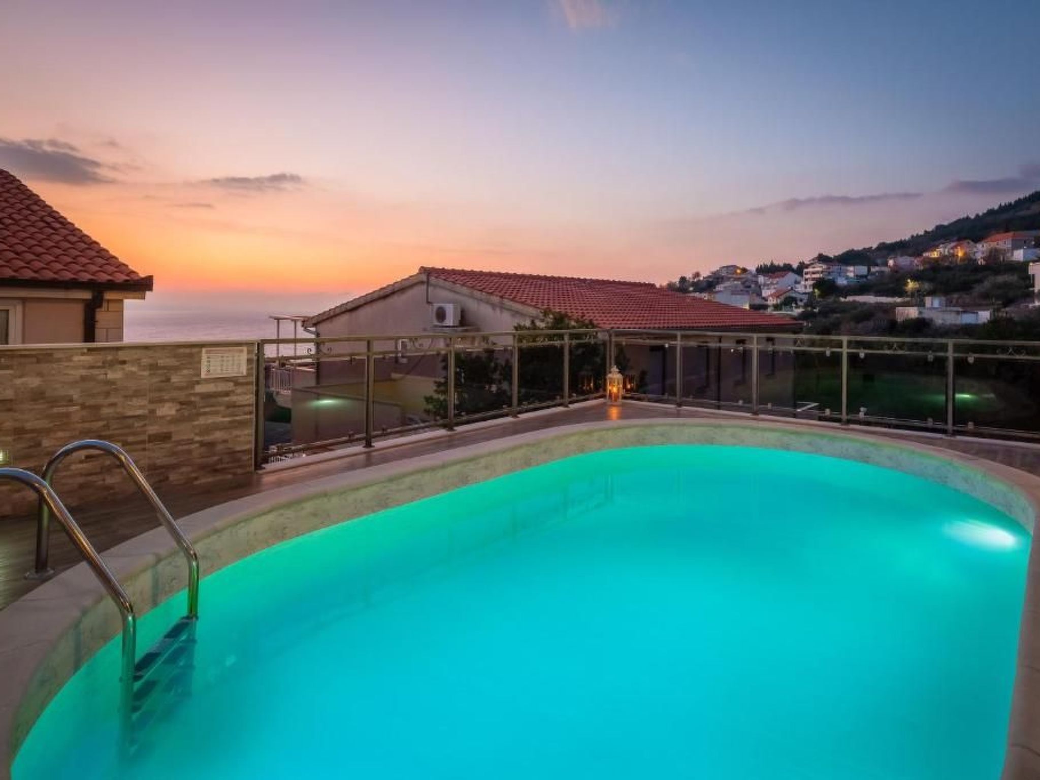 Für 12 Personen in Stanići, Dalmatien (Mitteldalmatien)-Binnen