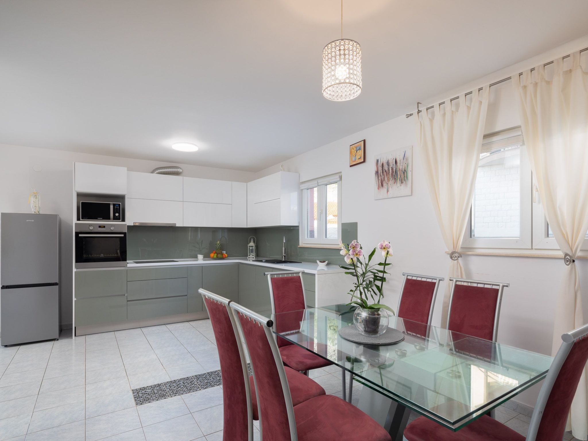 Für 12 Personen in Stanići, Dalmatien (Mitteldalmatien)-Binnen