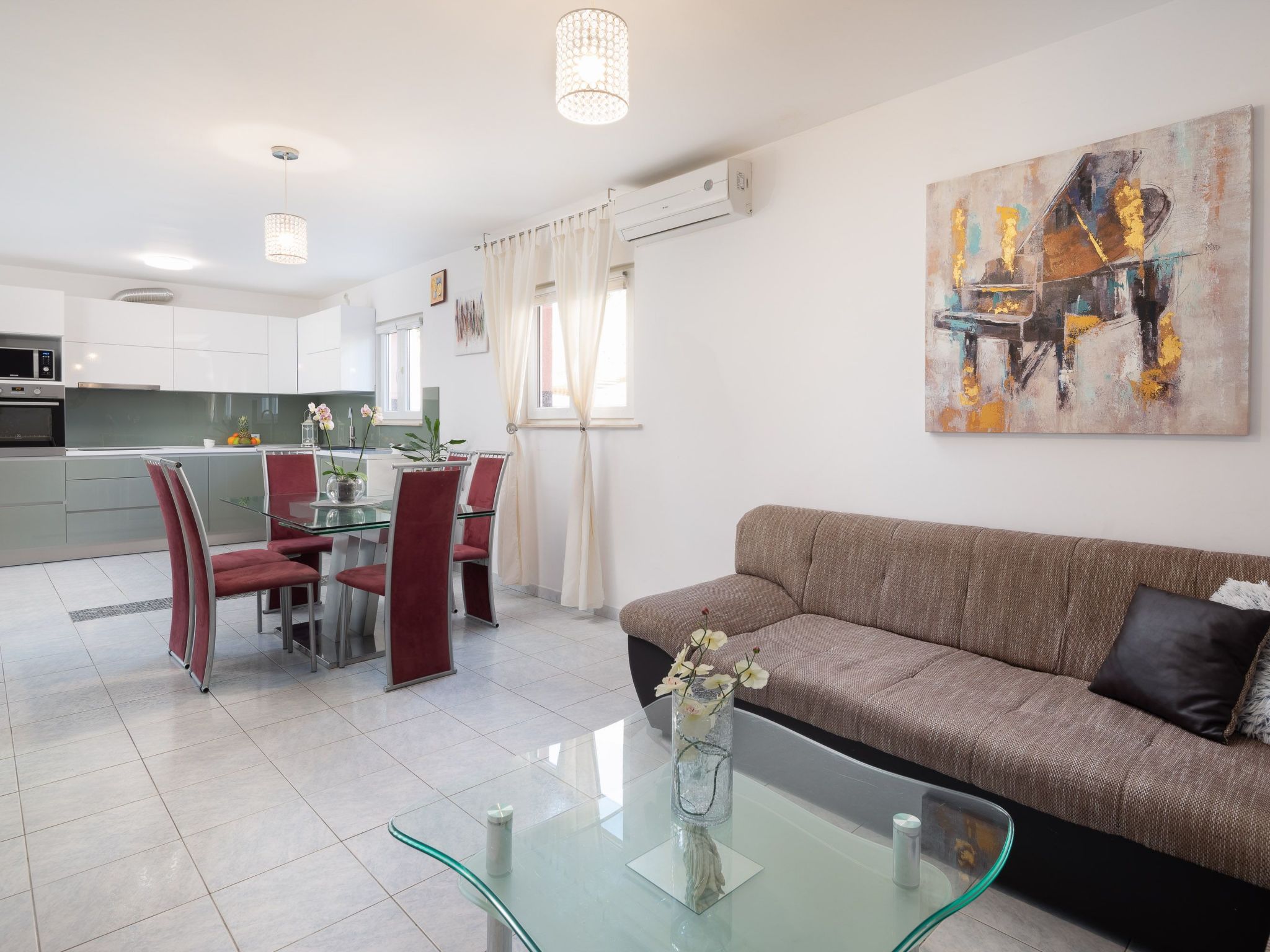 Für 12 Personen in Stanići, Dalmatien (Mitteldalmatien)-Binnen