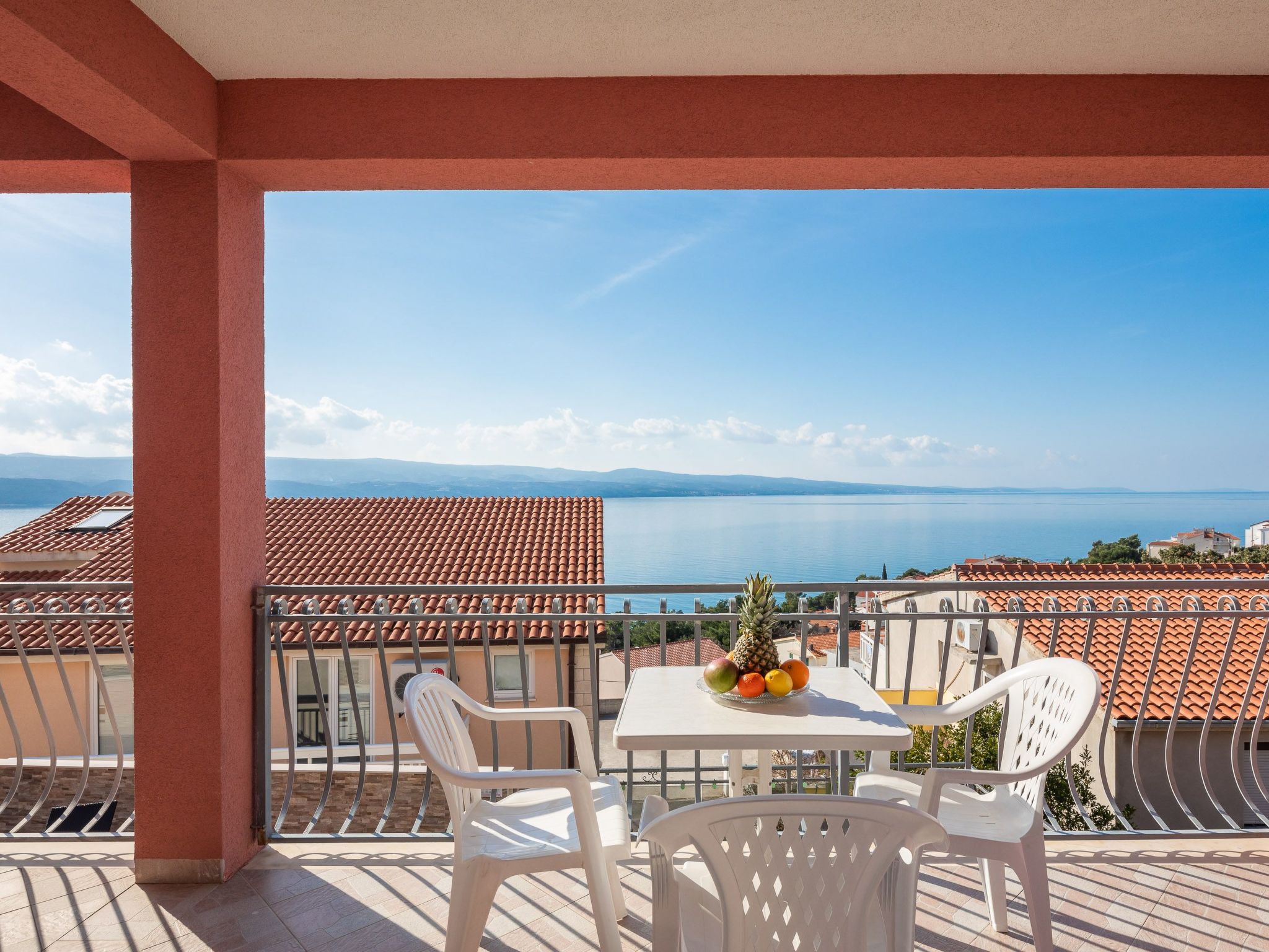 Für 12 Personen in Stanići, Dalmatien (Mitteldalmatien)-Binnen