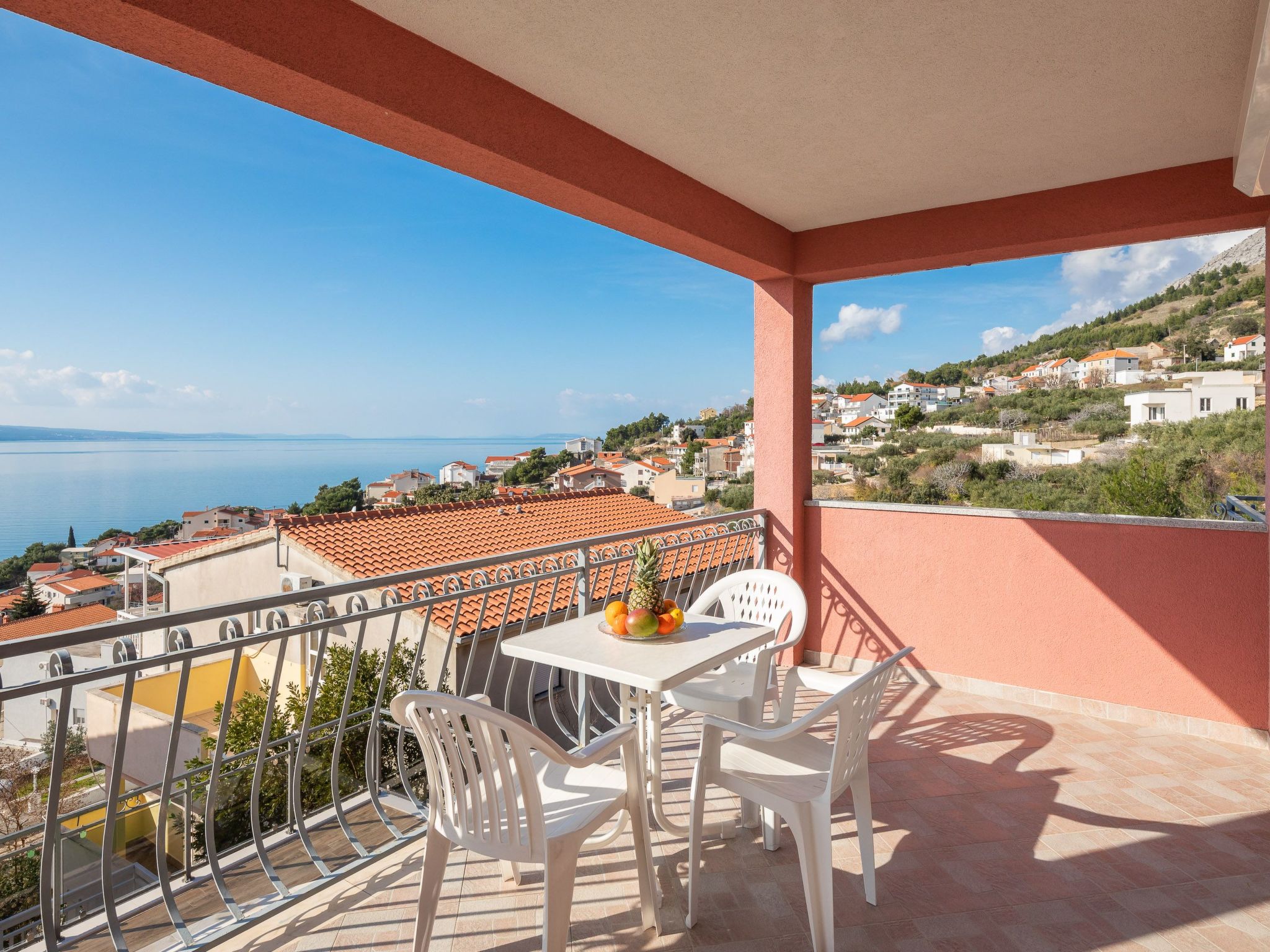 Für 12 Personen in Stanići, Dalmatien (Mitteldalmatien)-Binnen