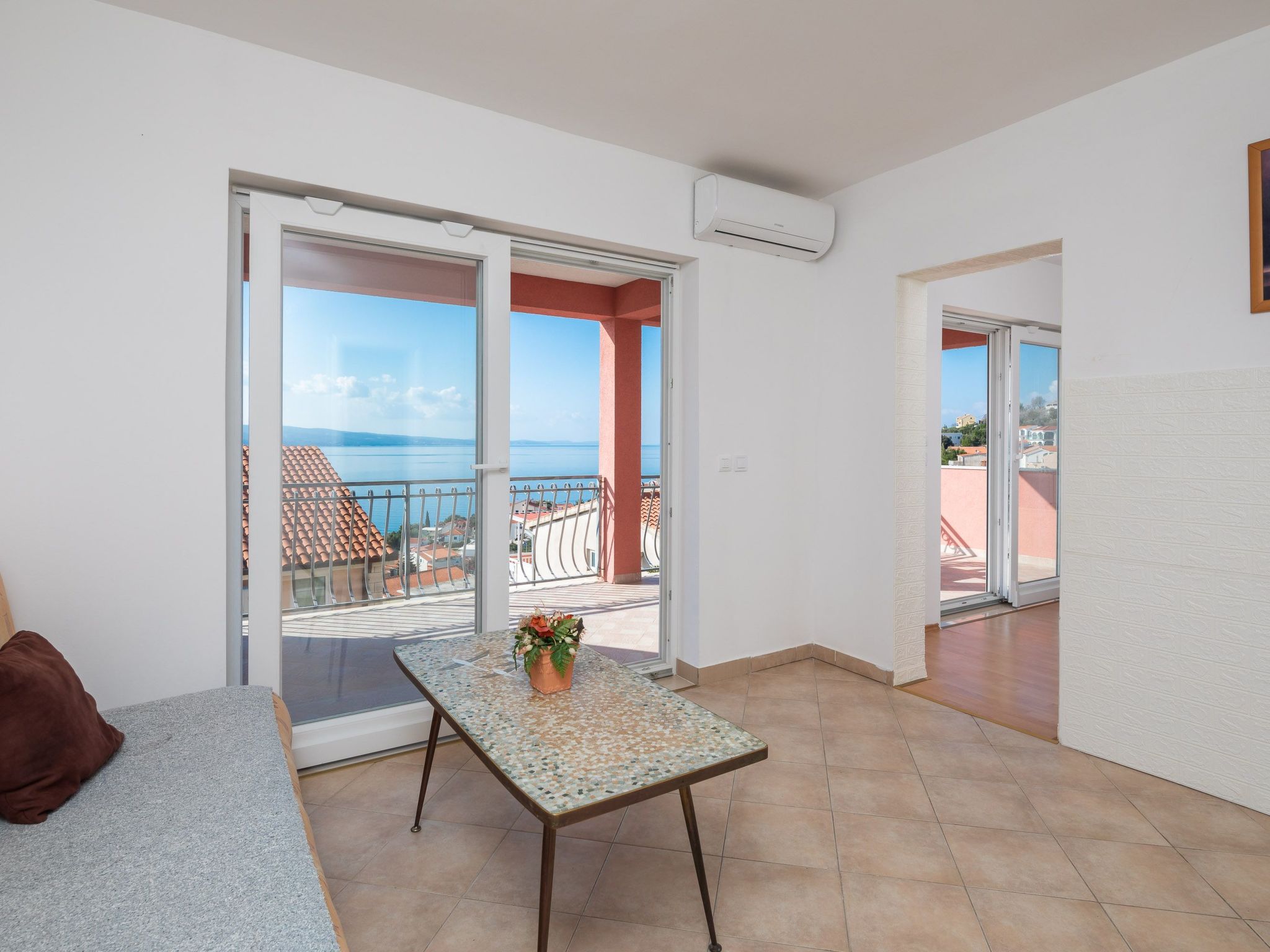 Für 12 Personen in Stanići, Dalmatien (Mitteldalmatien)-Binnen