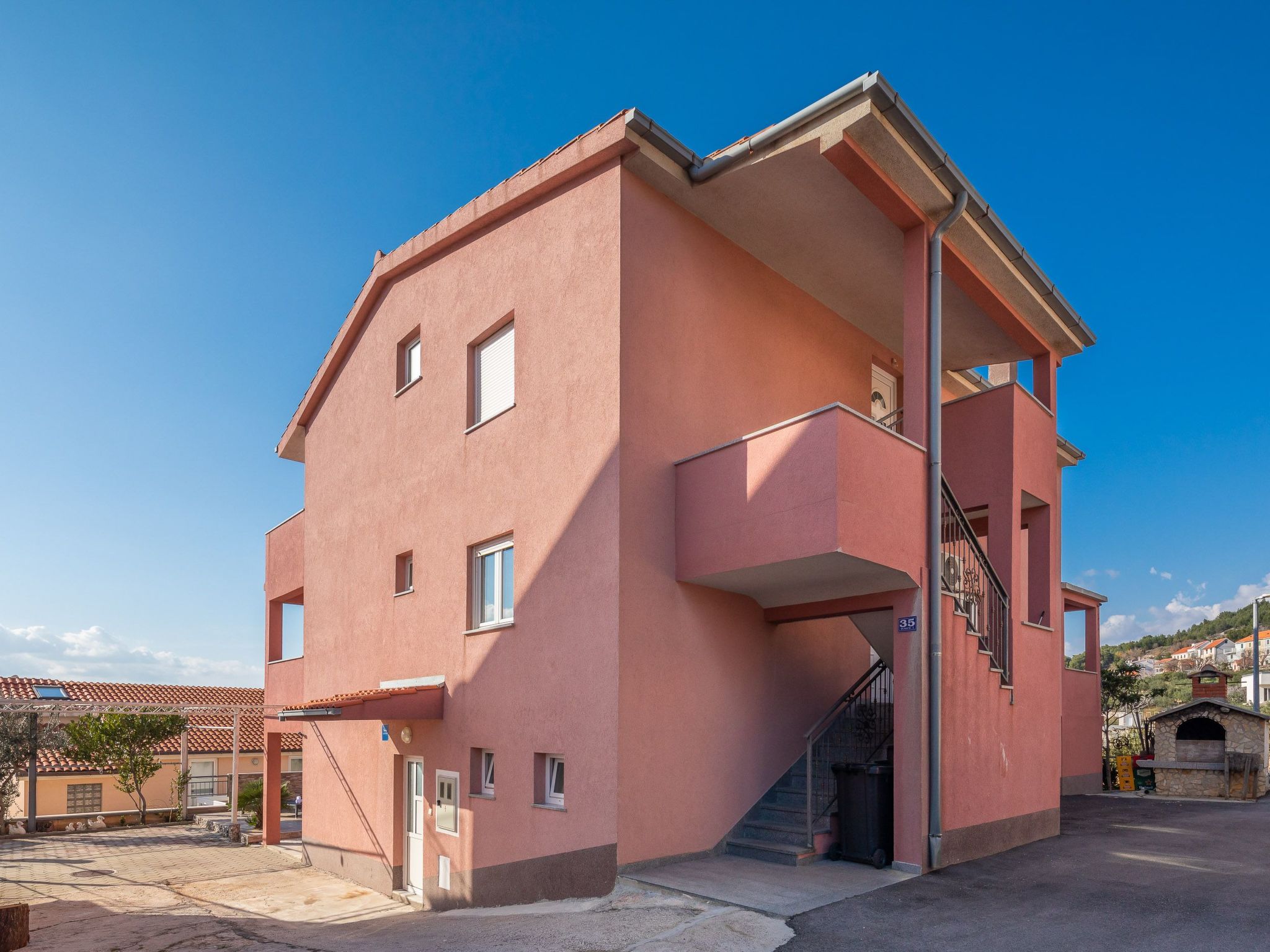 Für 12 Personen in Stanići, Dalmatien (Mitteldalmatien)-Binnen