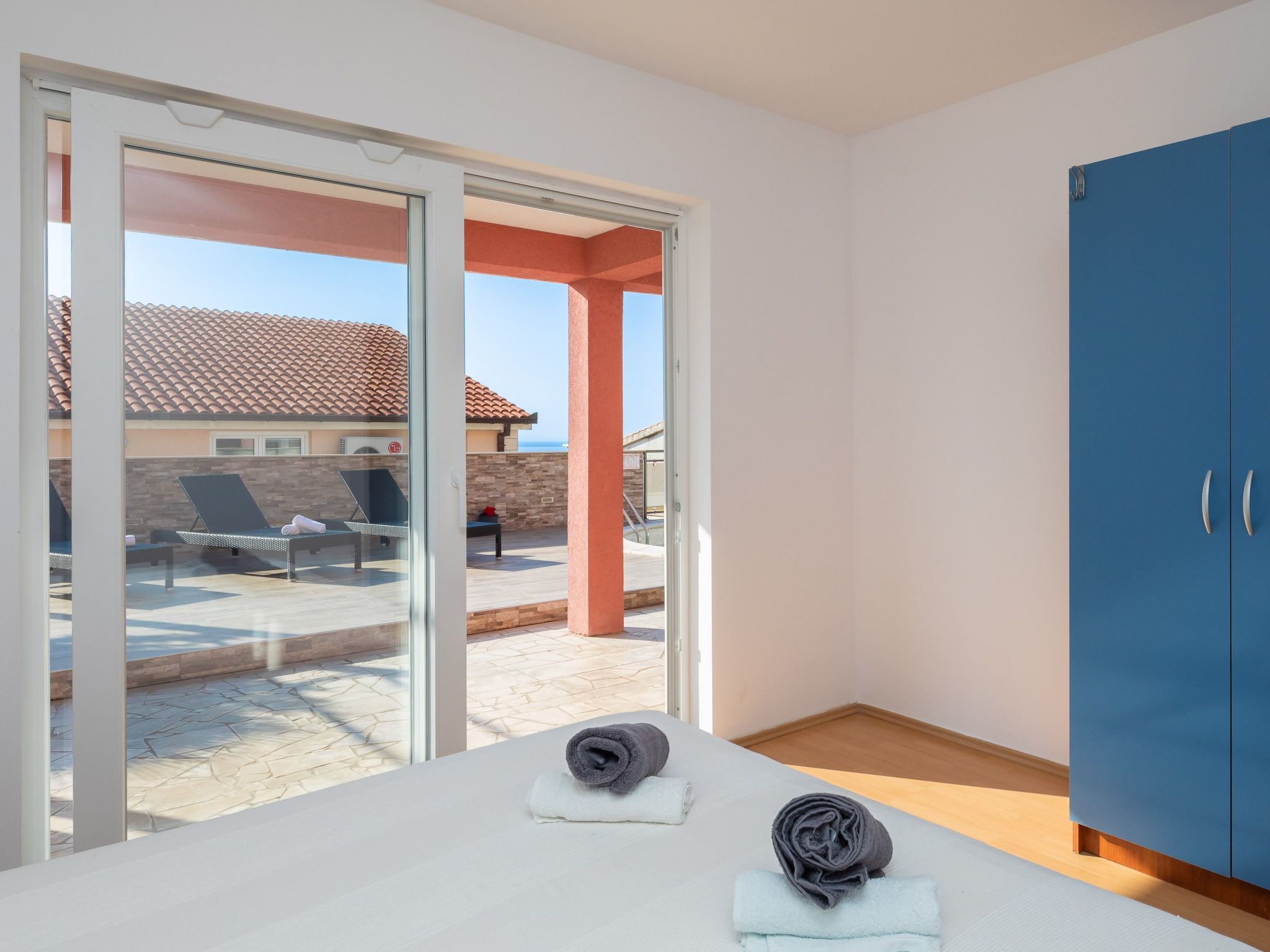 Für 12 Personen in Stanići, Dalmatien (Mitteldalmatien)-Binnen