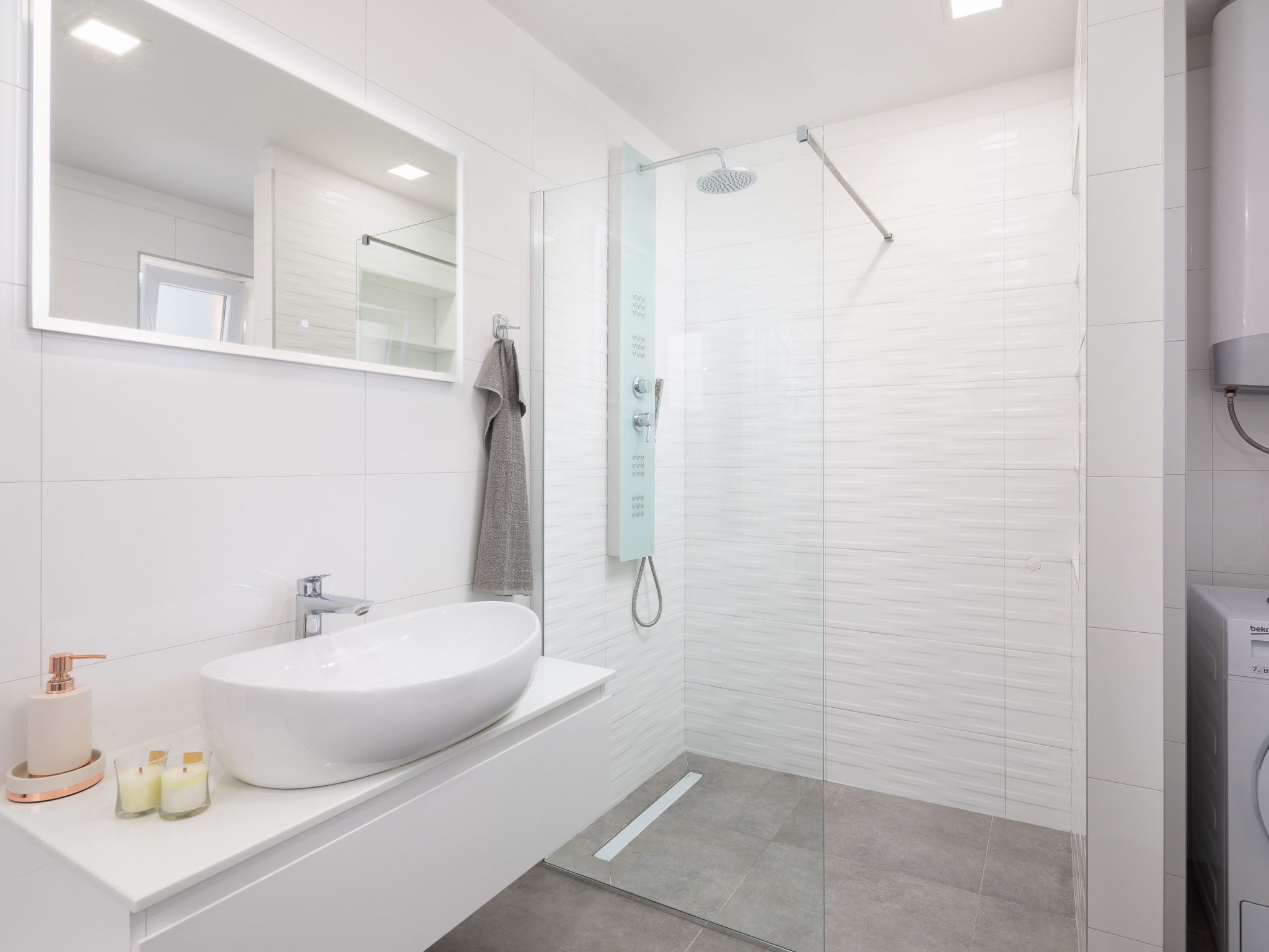 Für 12 Personen in Stanići, Dalmatien (Mitteldalmatien)-Binnen