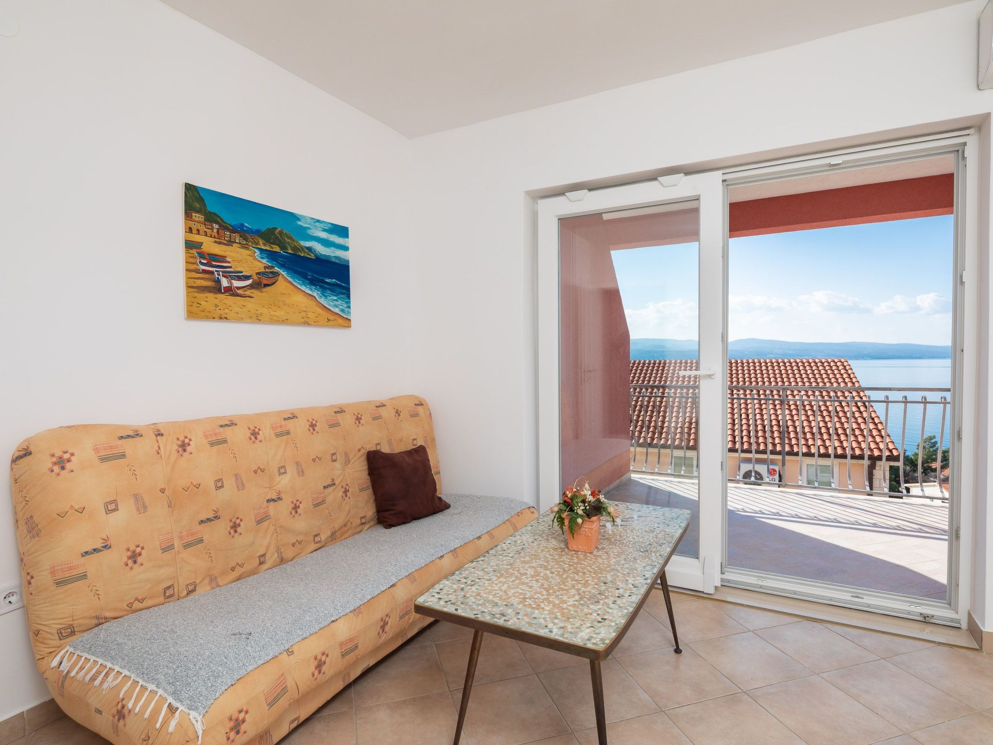 Für 12 Personen in Stanići, Dalmatien (Mitteldalmatien)-Binnen