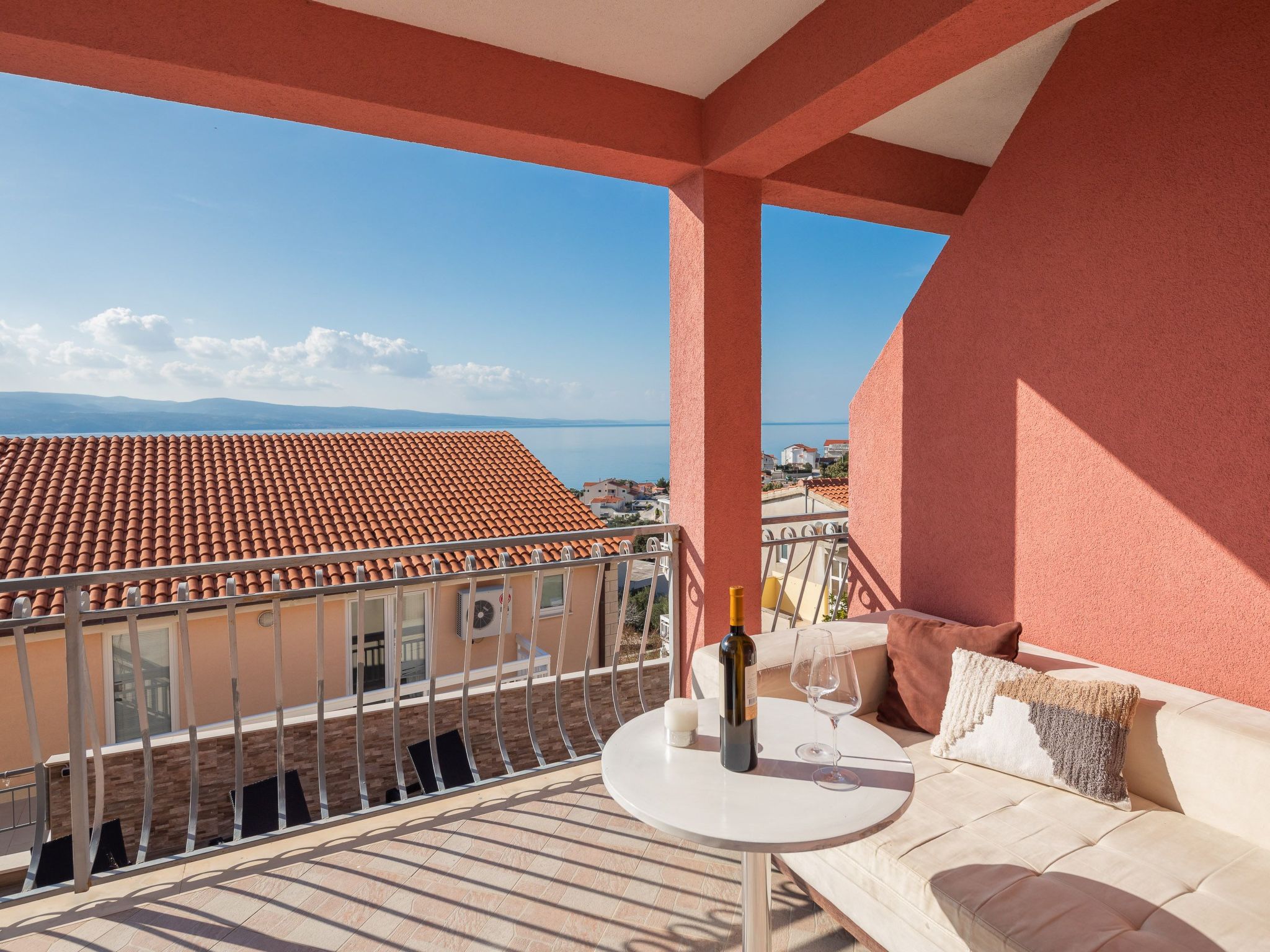 Für 12 Personen in Stanići, Dalmatien (Mitteldalmatien)-Binnen