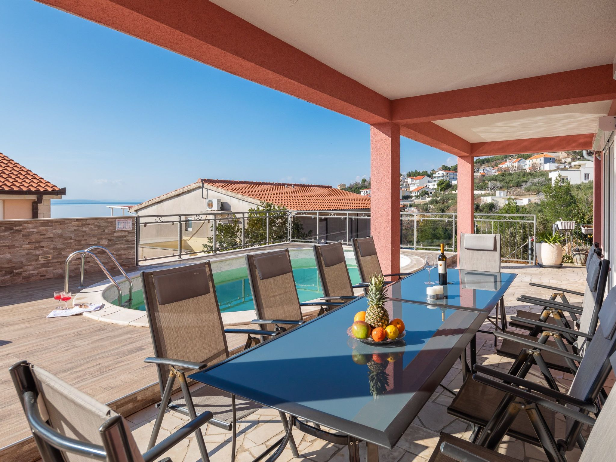 Für 12 Personen in Stanići, Dalmatien (Mitteldalmatien)-Binnen