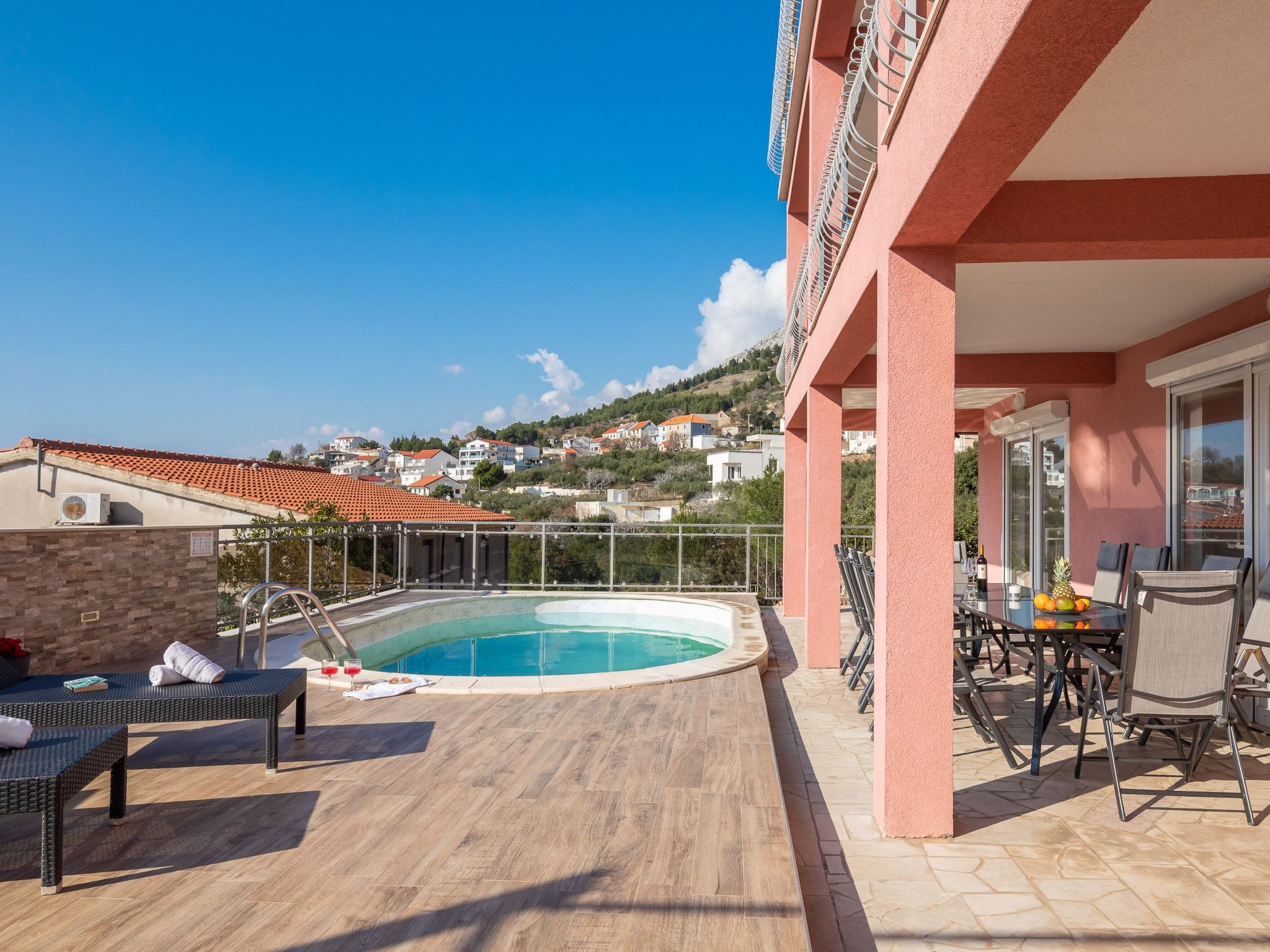 Für 12 Personen in Stanići, Dalmatien (Mitteldalmatien)-Binnen