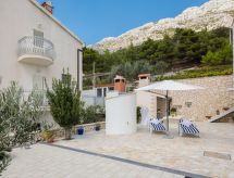 Daria 4: Moderne studio aan de Dalmatische kust in Omiš, 200m van zee - thumbnail 5