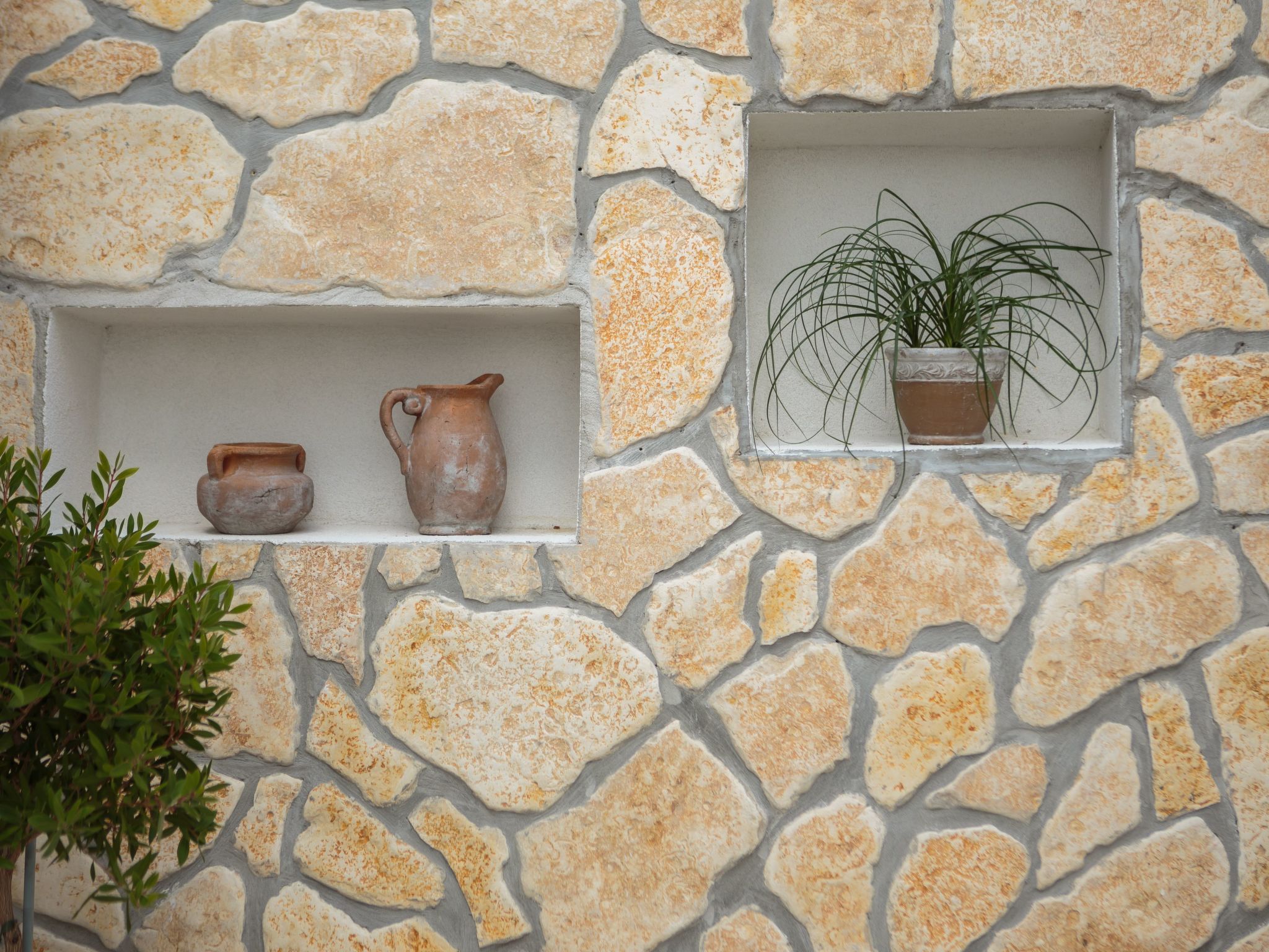 Daria 4: Moderne studio aan de Dalmatische kust in Omiš, 200m van zee - foto 2