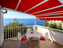 Appartement Mirela in Pisak: Zee & strand op slechts 50 meter - thumbnail 1