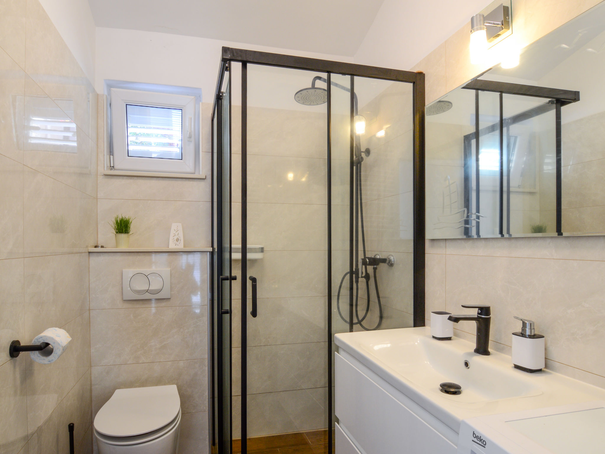 Appartement Mirela in Pisak: Zee & strand op slechts 50 meter - foto 13