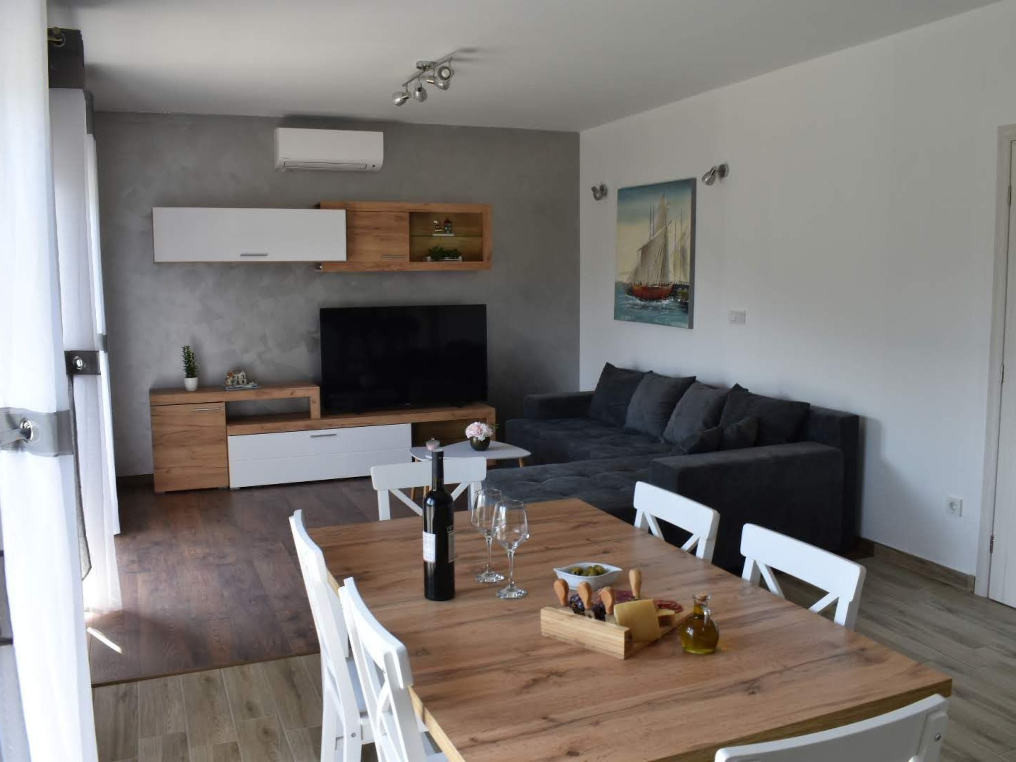 Für 8 Personen ca. 120 m² in Dubrava, Dalmatien (Gespanschaft Split-Dalmat-Inside