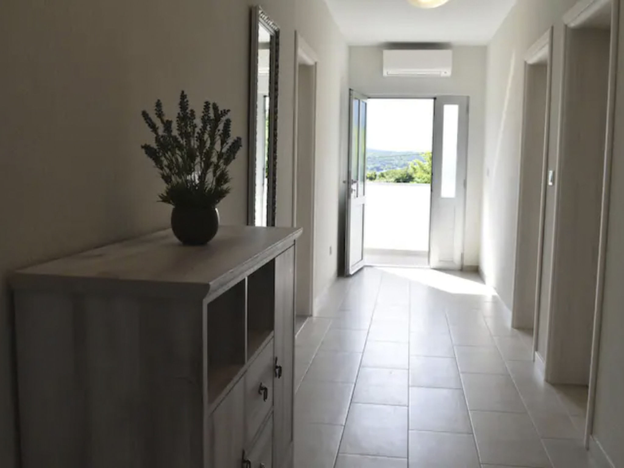 Für 8 Personen ca. 120 m² in Dubrava, Dalmatien (Gespanschaft Split-Dalmat-Inside