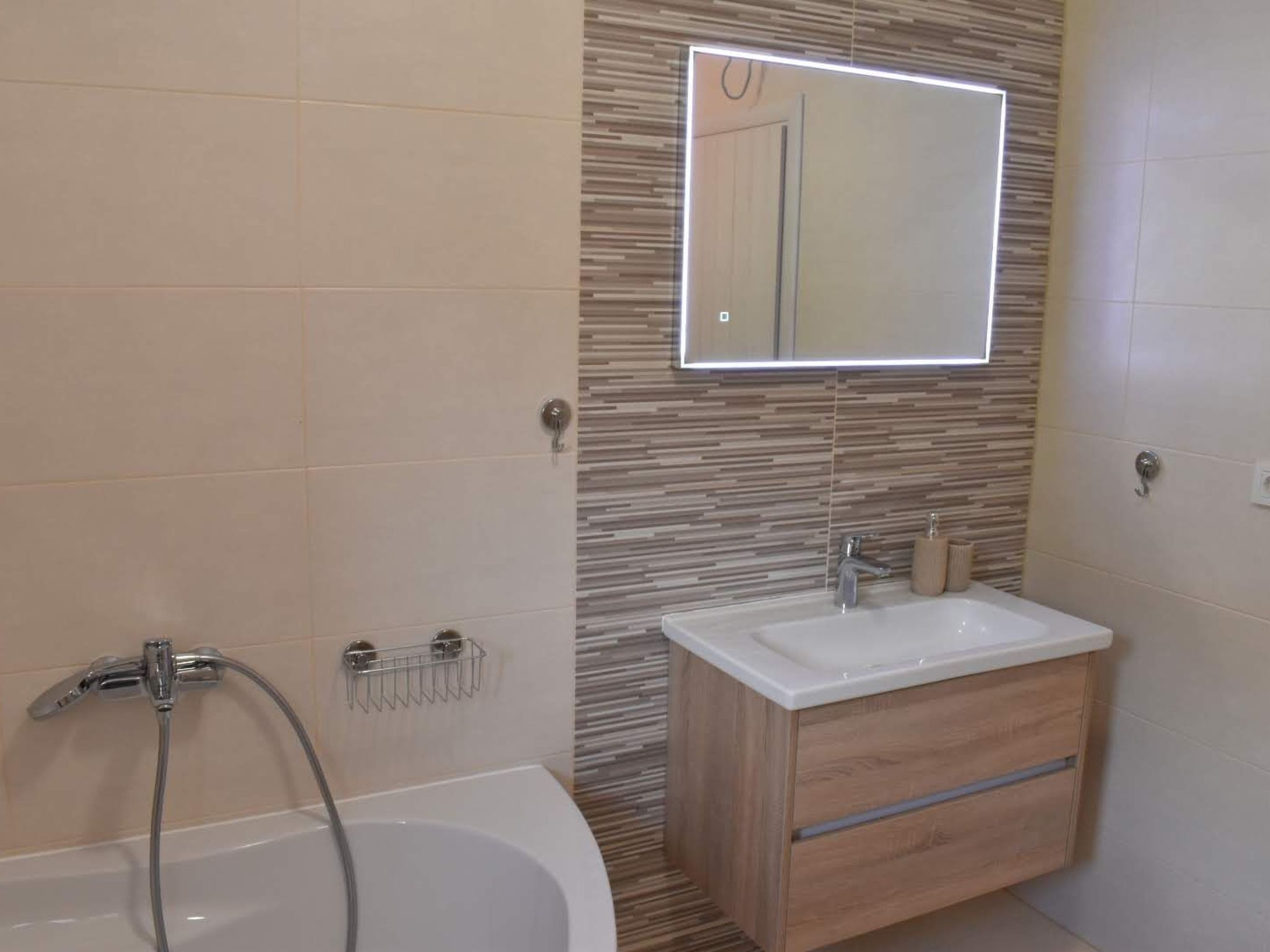 Für 8 Personen ca. 120 m² in Dubrava, Dalmatien (Gespanschaft Split-Dalmat-Inside