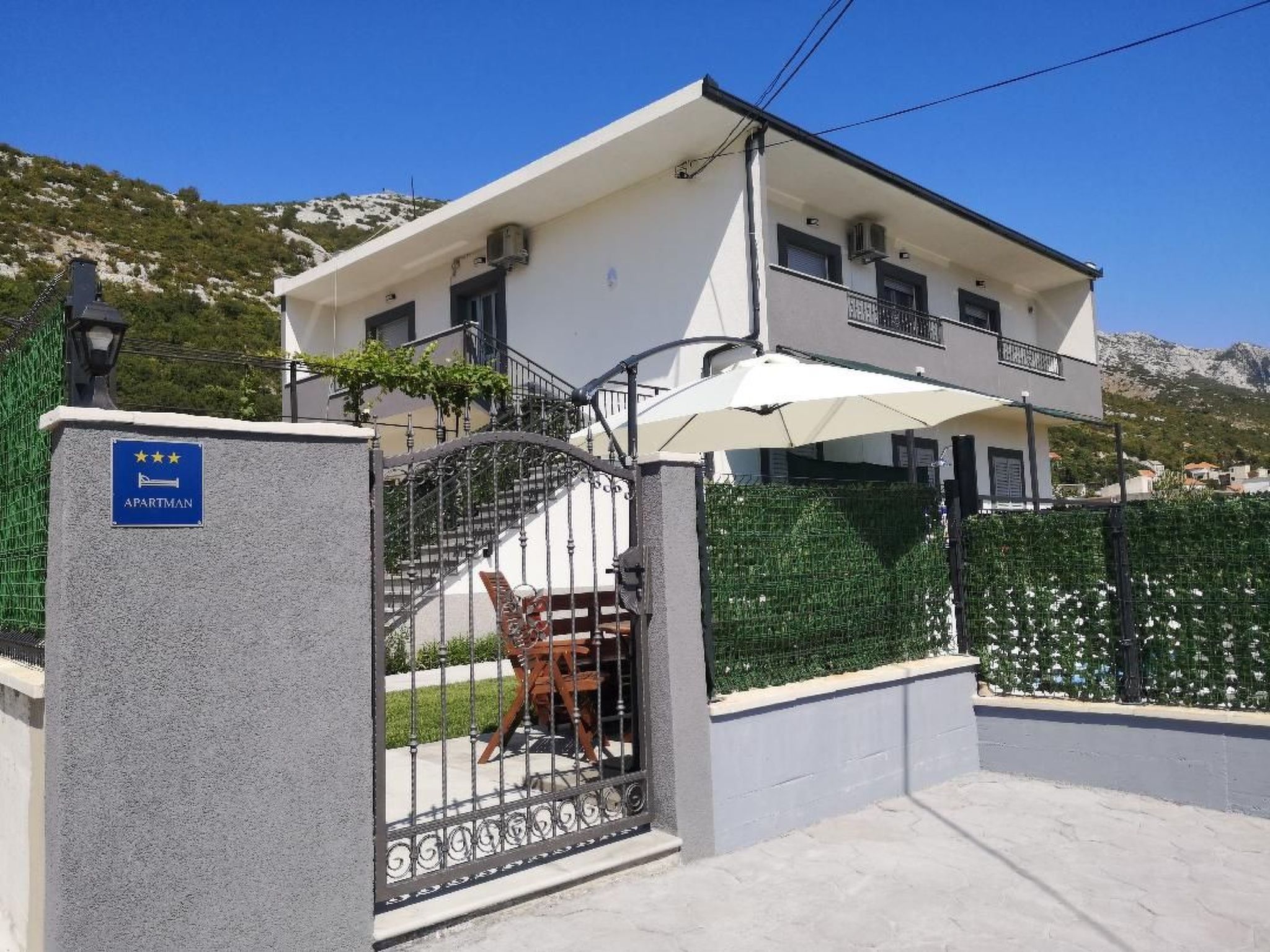 Für 8 Personen ca. 120 m² in Dubrava, Dalmatien (Gespanschaft Split-Dalmat-Inside