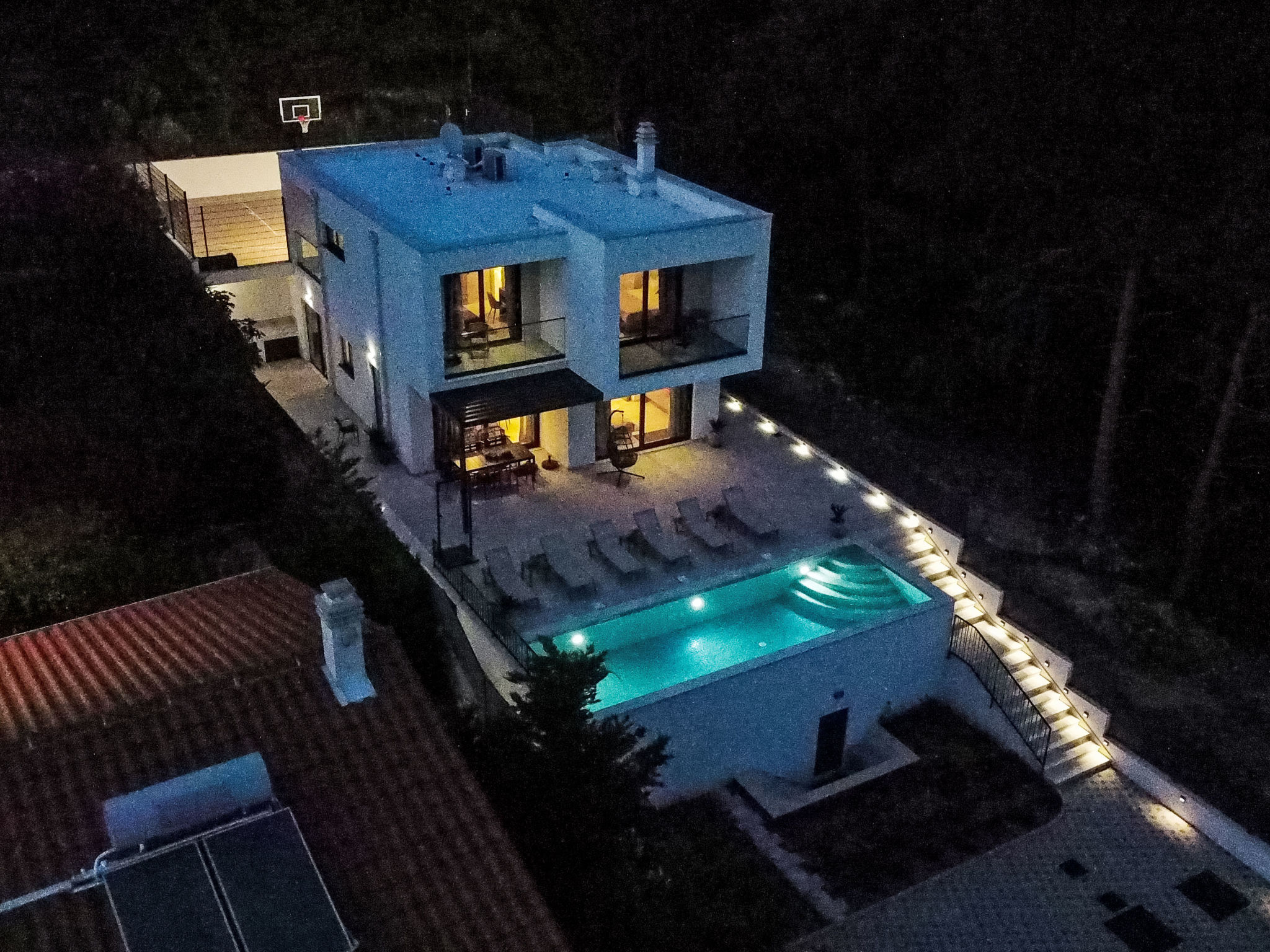 Maria – Heated Pool - Buiten