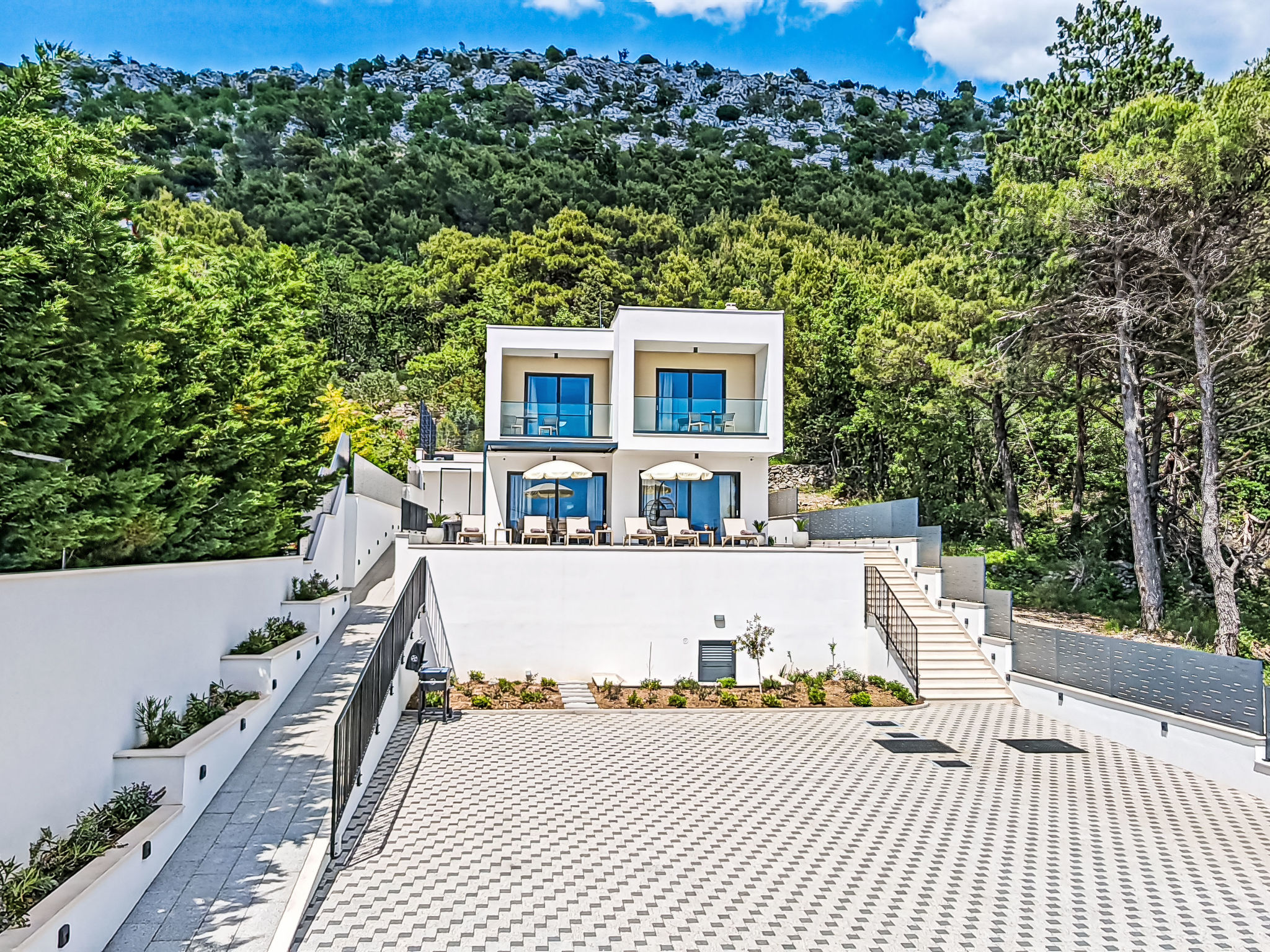 Maria – Heated Pool - Buiten