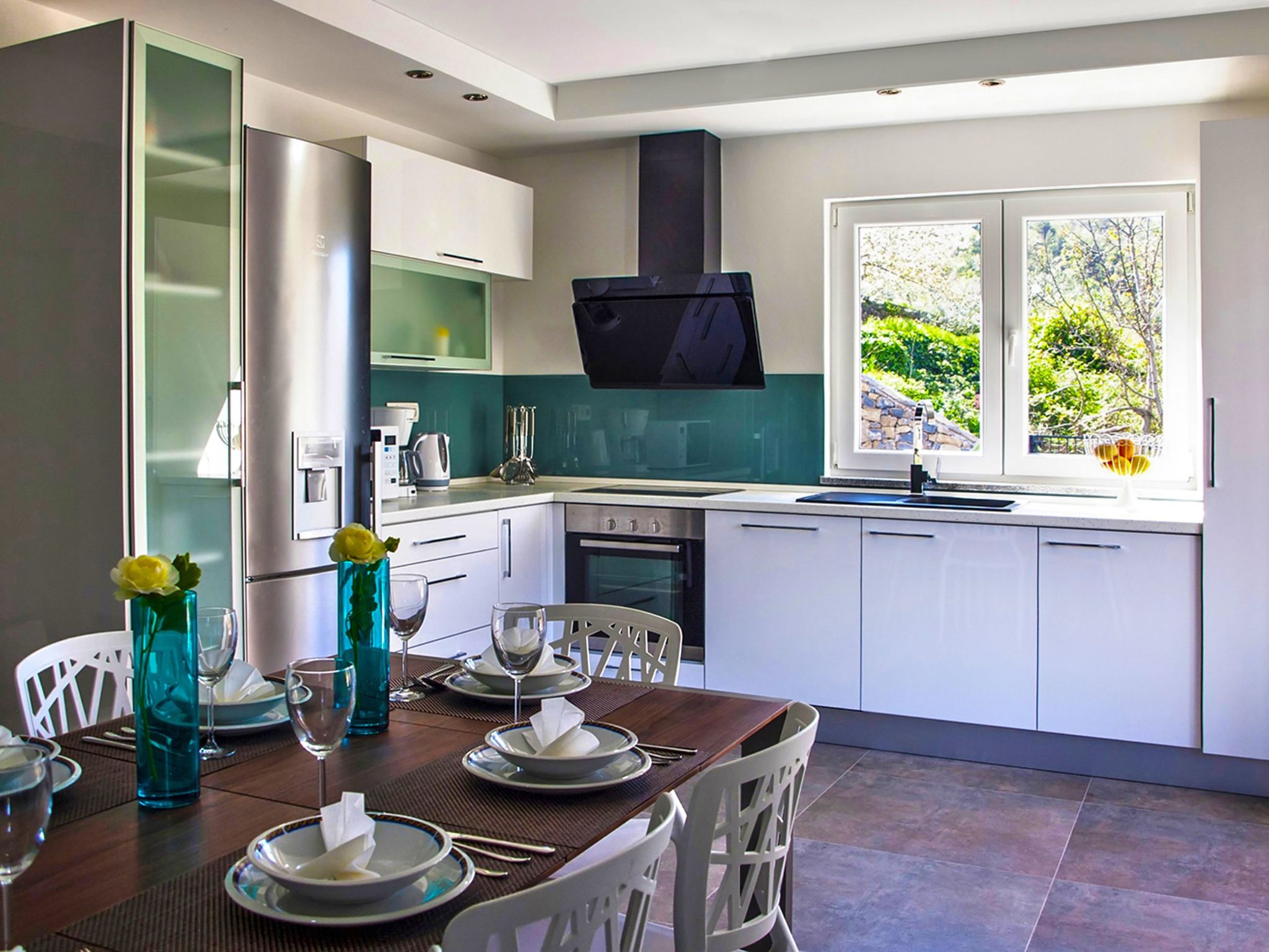 Villa Mosor mit beheiztem Salzwasserpool und Sauna-Drinnen