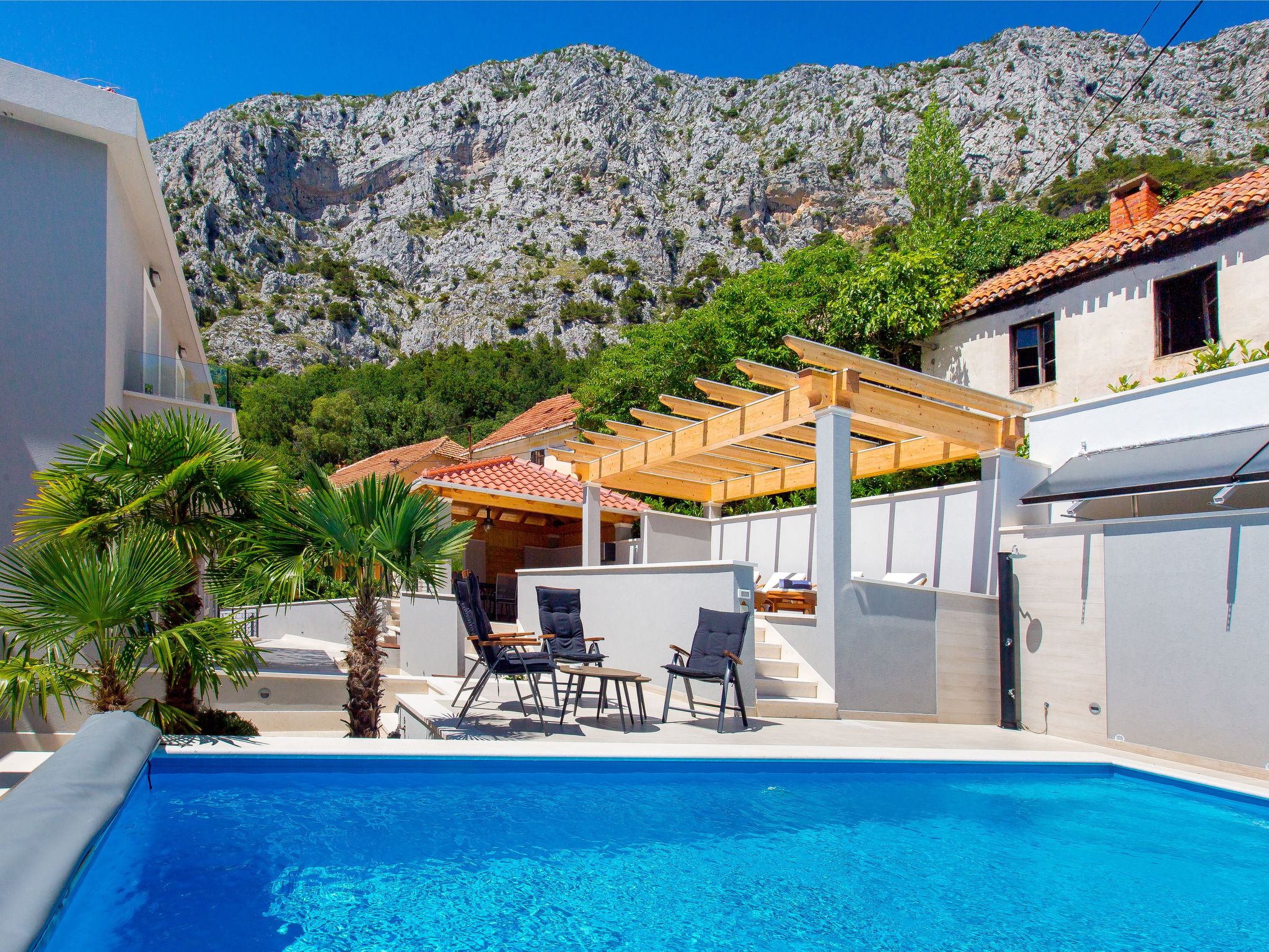 Villa Majestic Vista - Privater Pool-Dedans