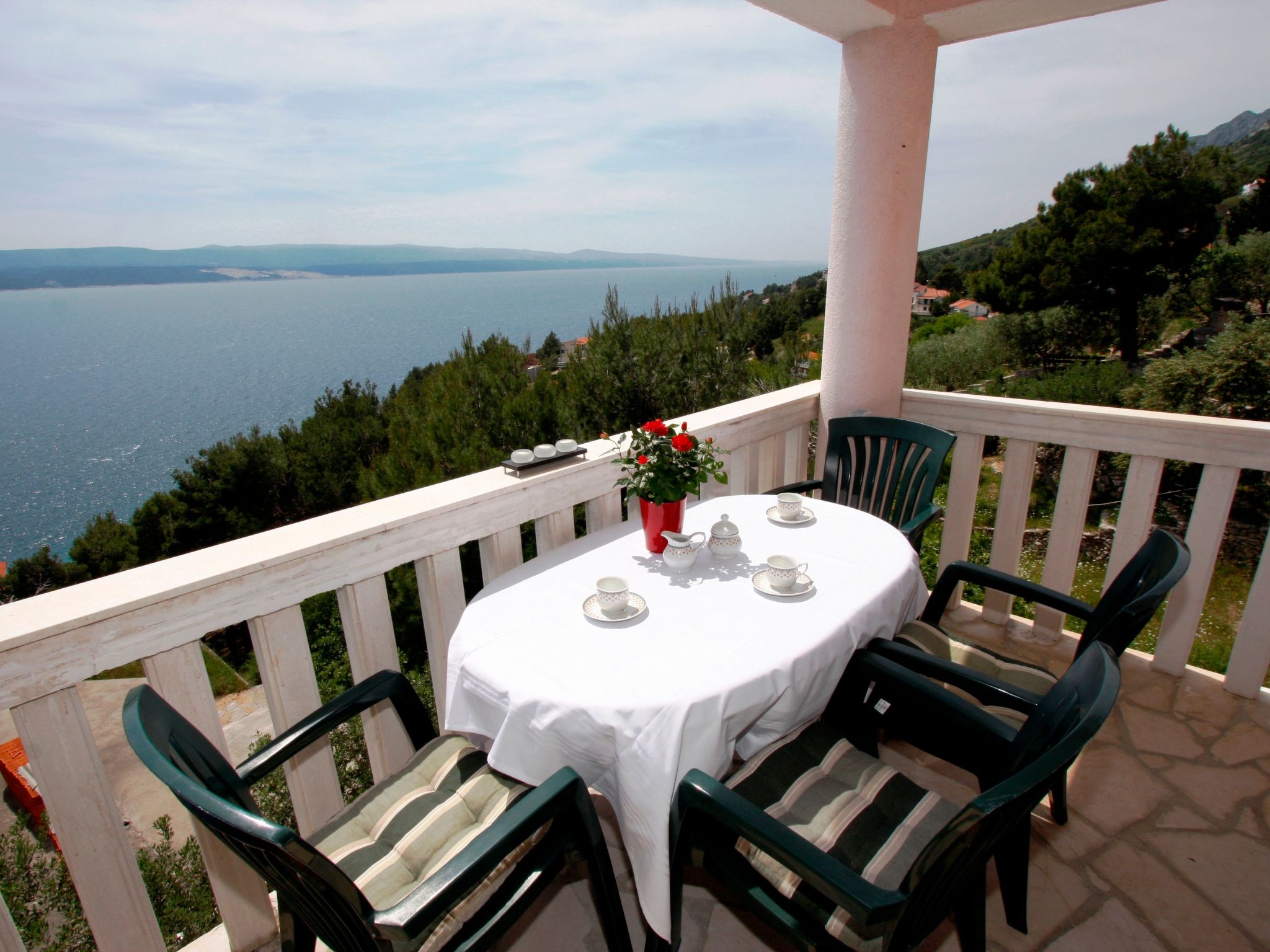 Mit zwei Schlafzimmern und Pool-Image-tags.info