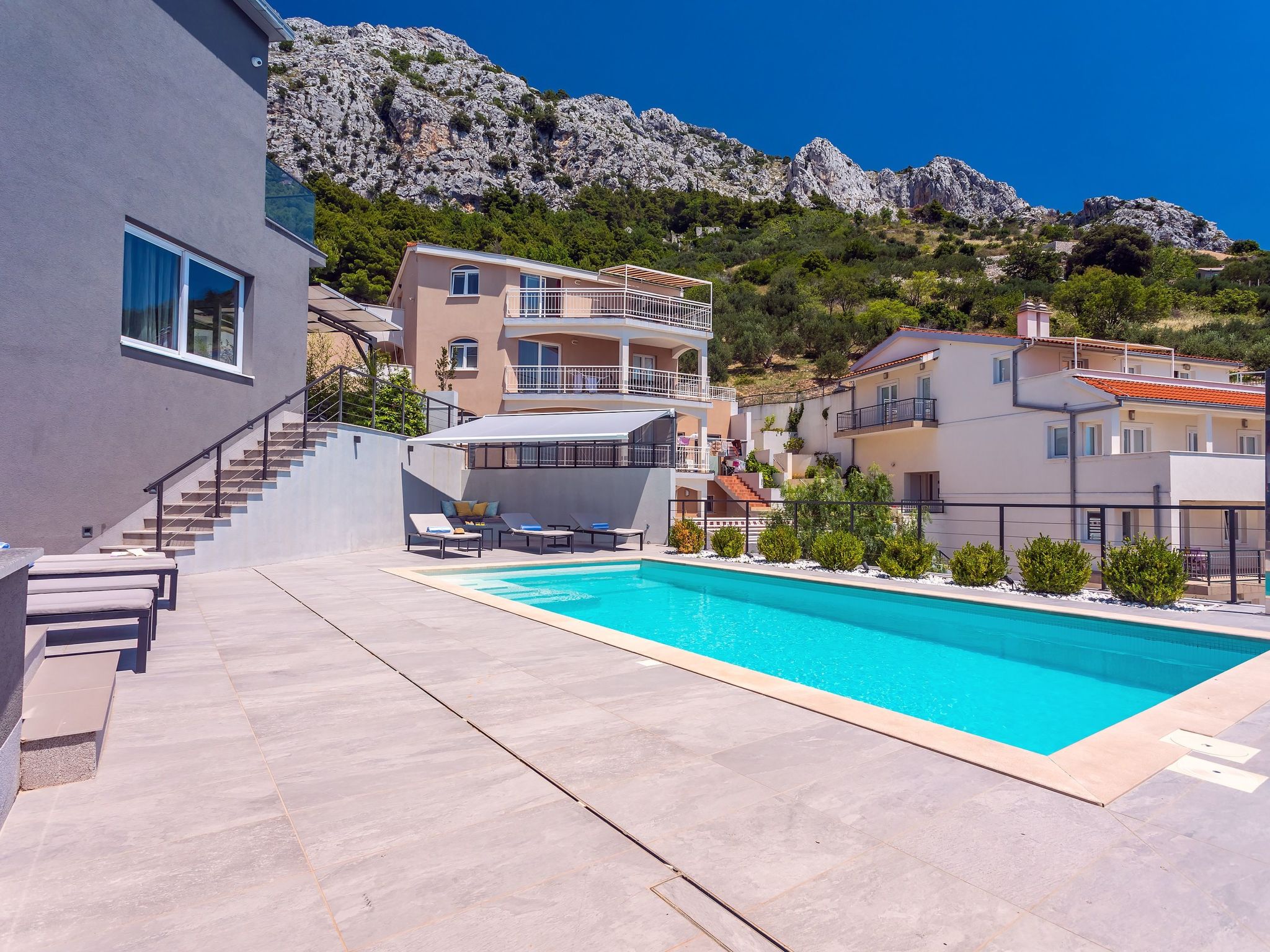 In Mimice mit tollem Pool und Meerblick-Dedans