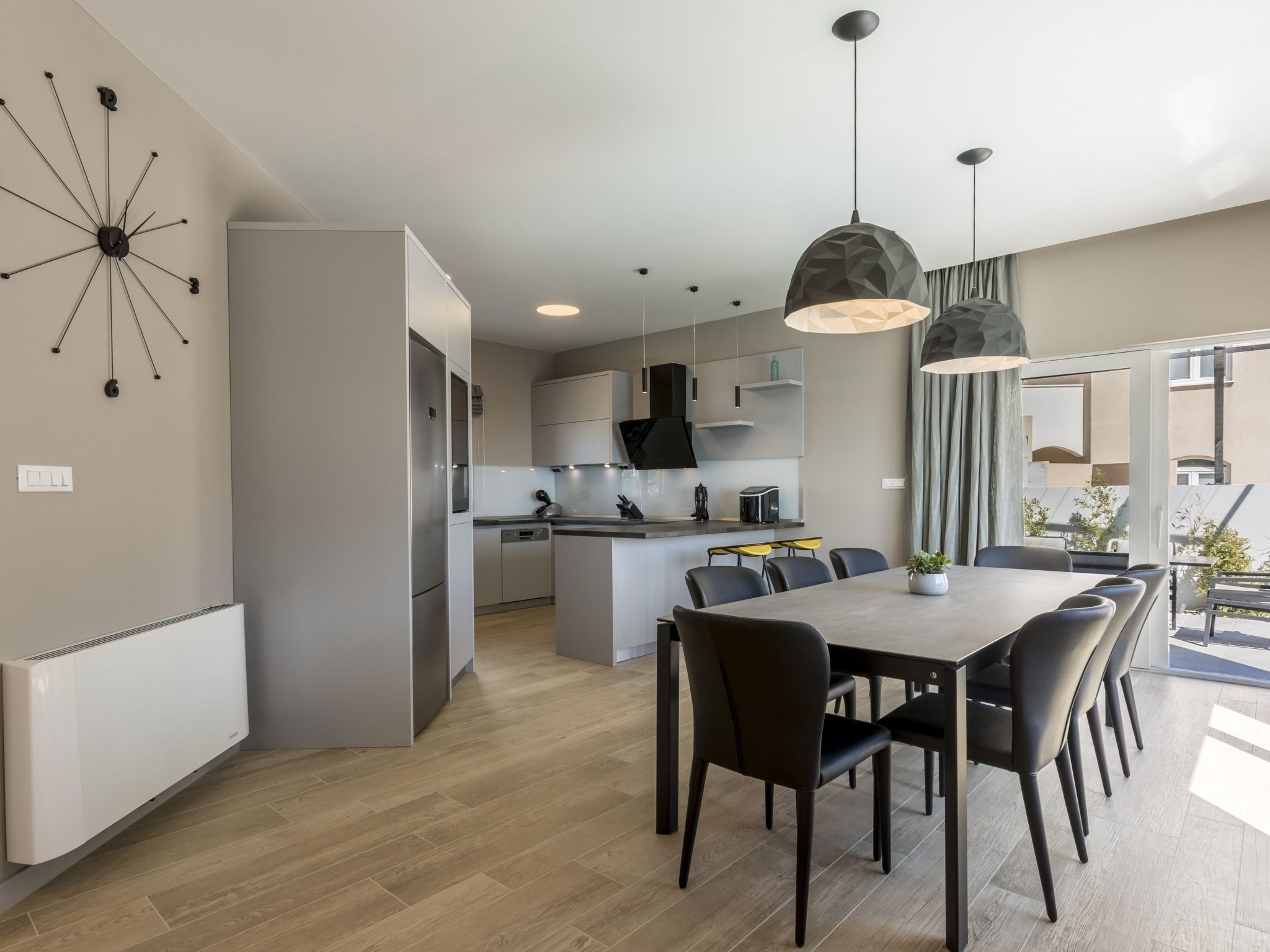 In Mimice mit tollem Pool und Meerblick-Dedans