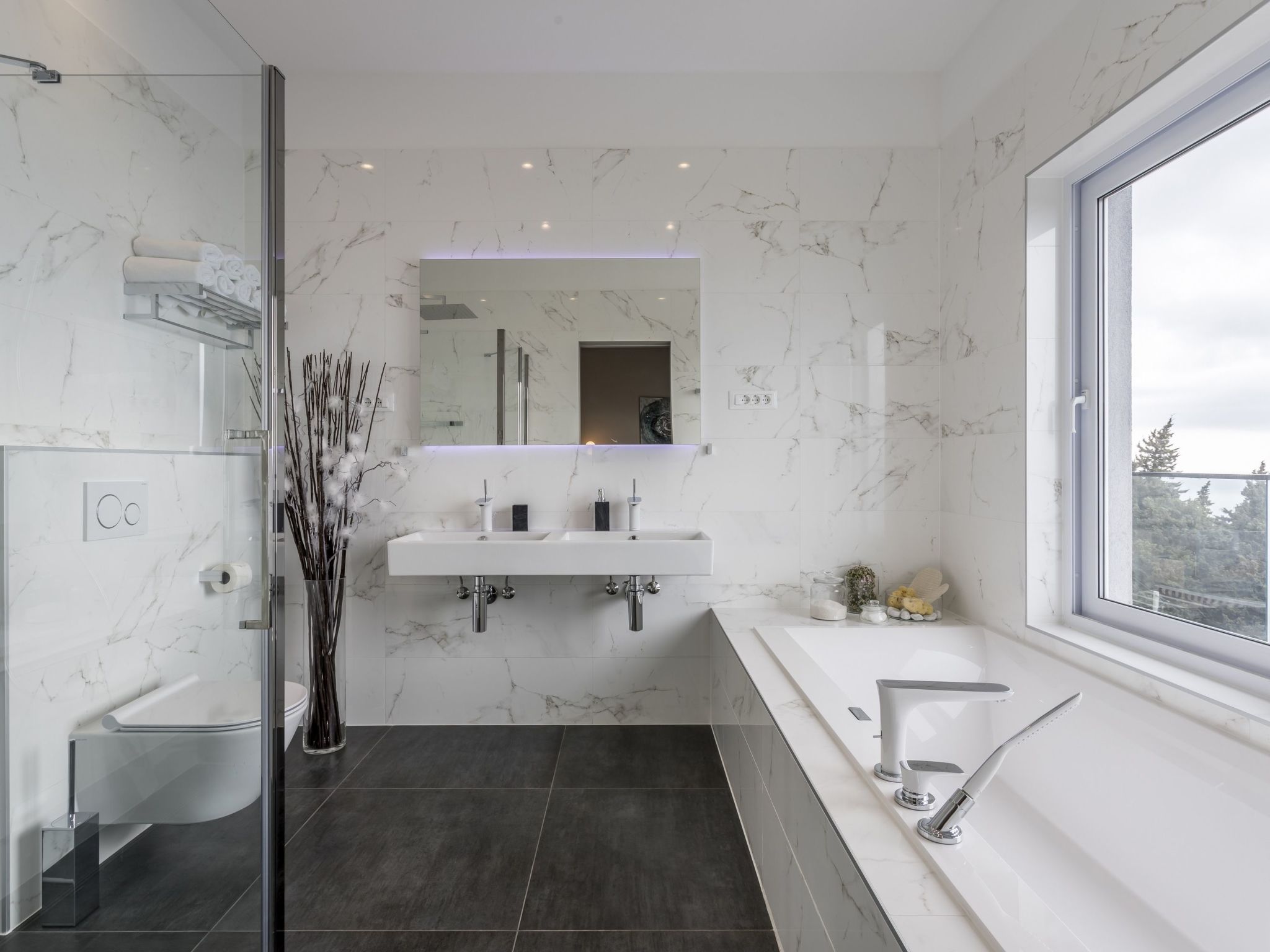 In Mimice mit tollem Pool und Meerblick-Dedans