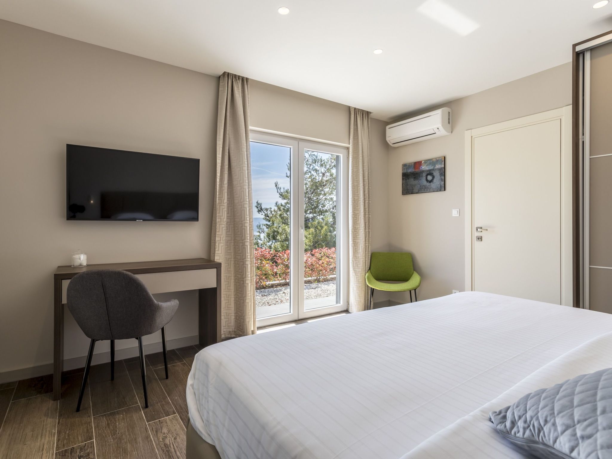 In Mimice mit tollem Pool und Meerblick-Dedans