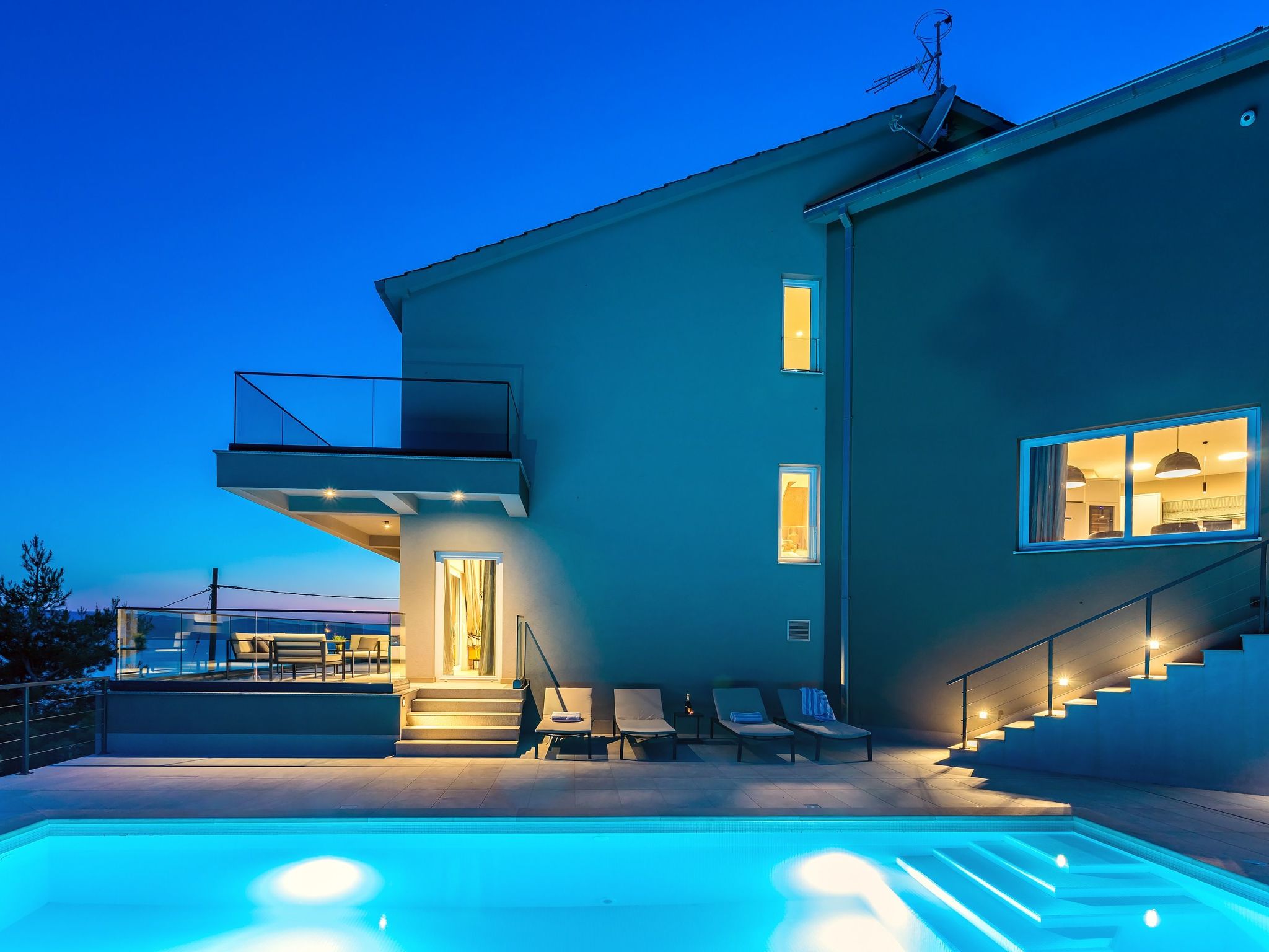 In Mimice mit tollem Pool und Meerblick-Dedans