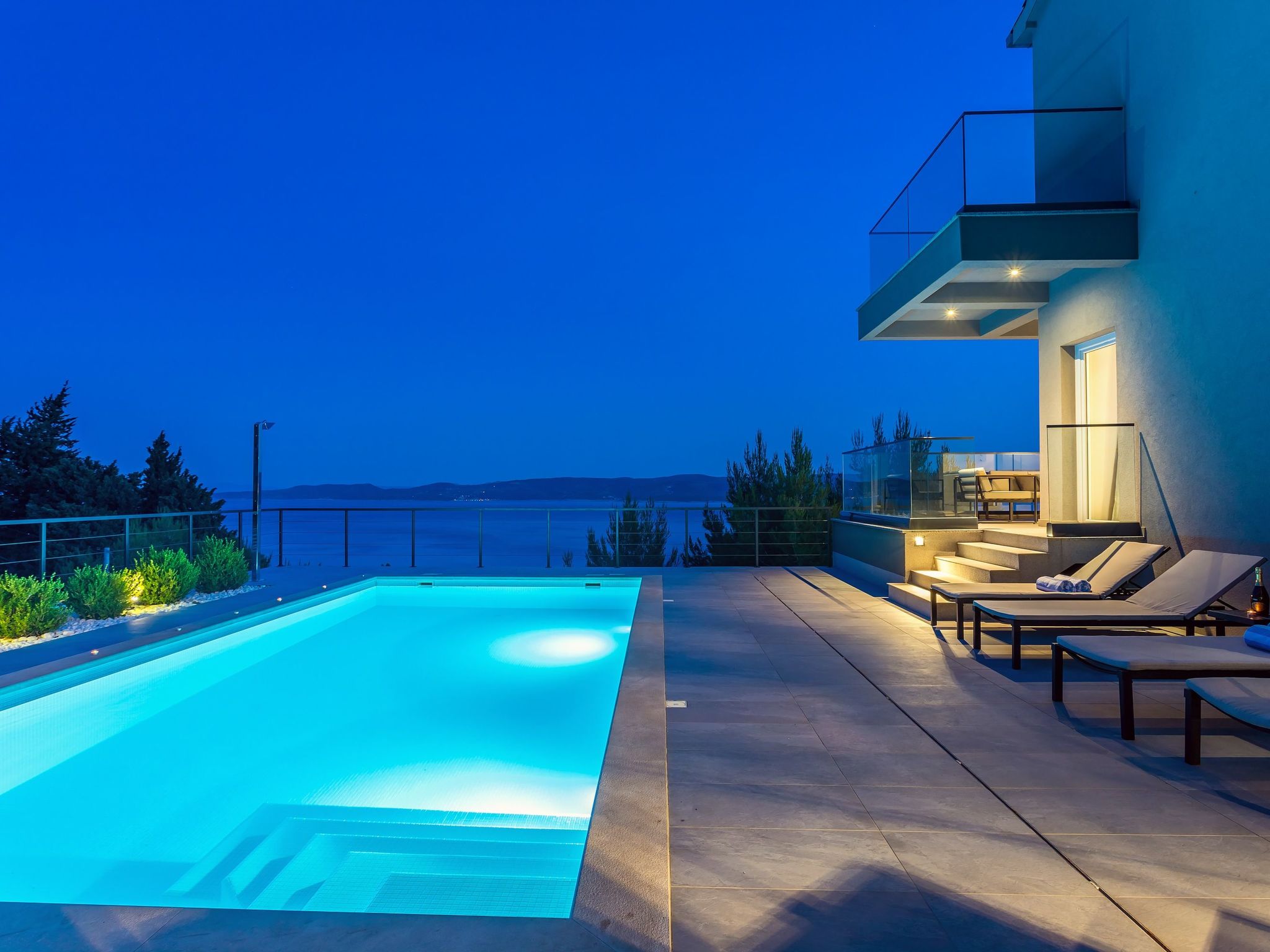 In Mimice mit tollem Pool und Meerblick-Dedans