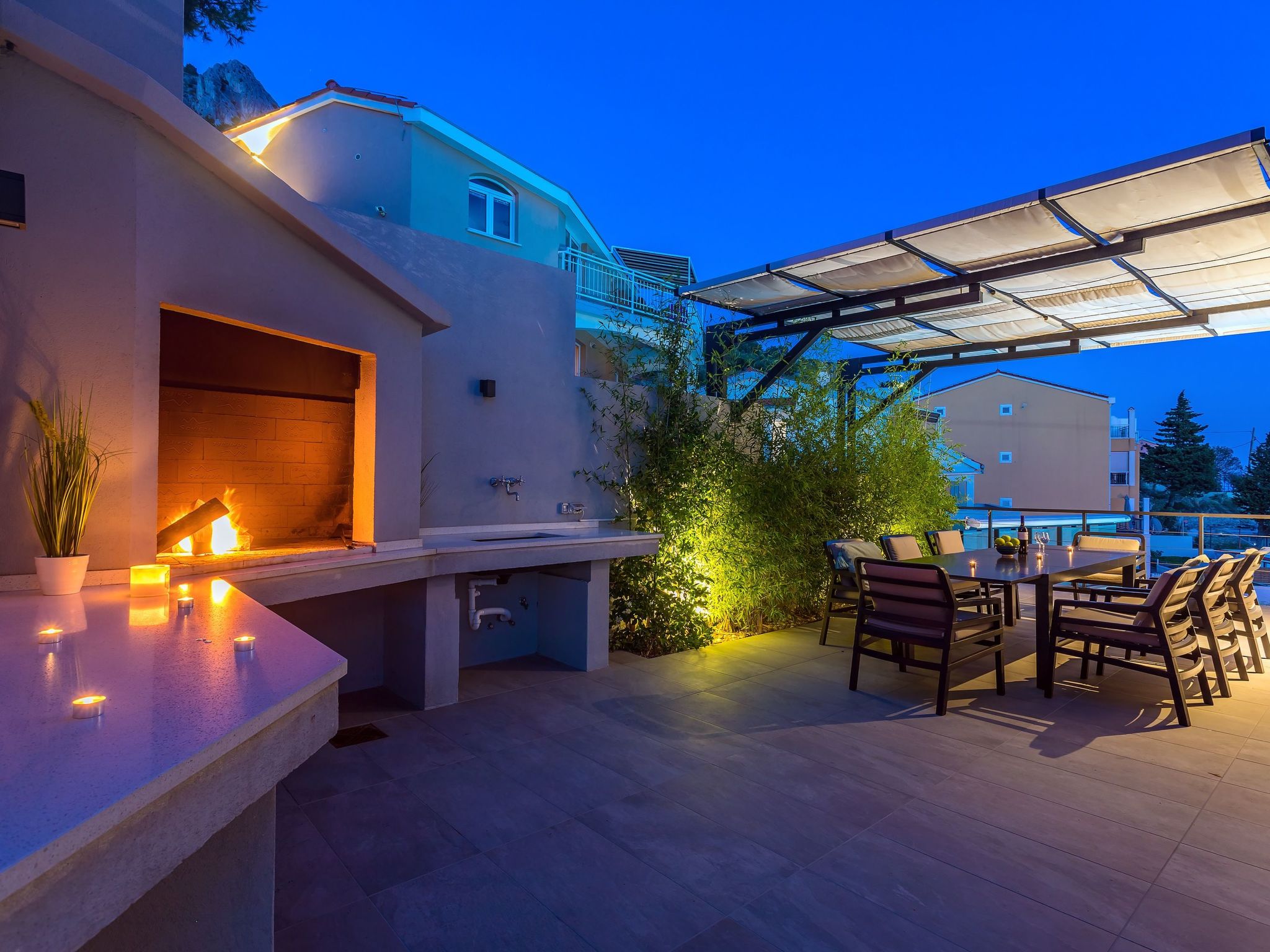 In Mimice mit tollem Pool und Meerblick-Dedans