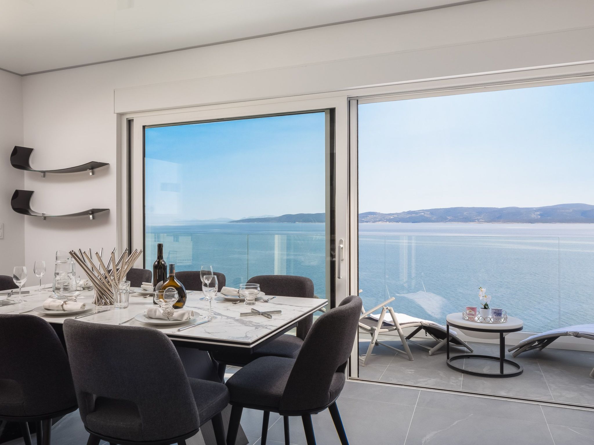 Villa am Strand - Privater beheizter Pool-Dedans