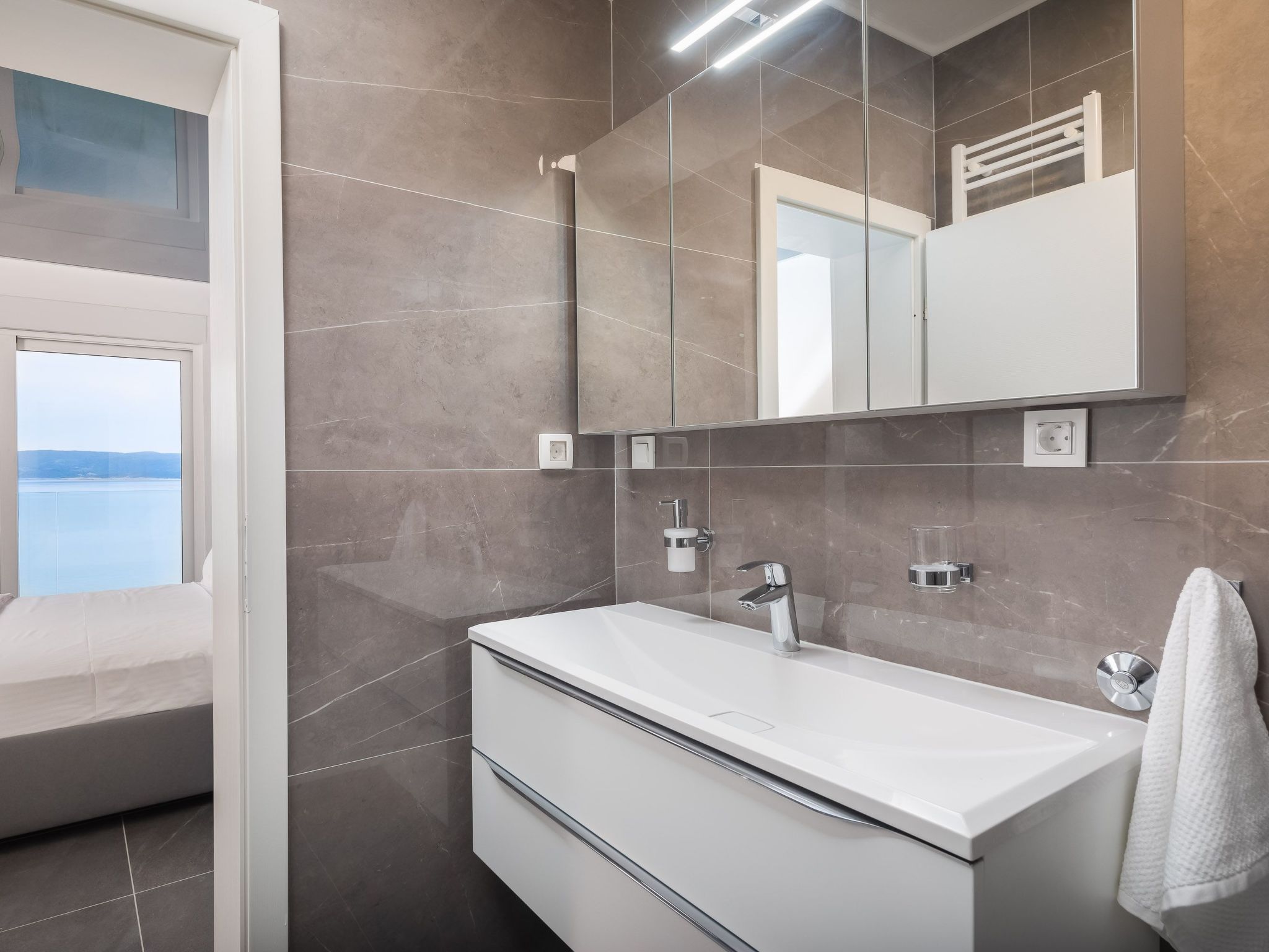 Villa am Strand - Privater beheizter Pool-Dedans