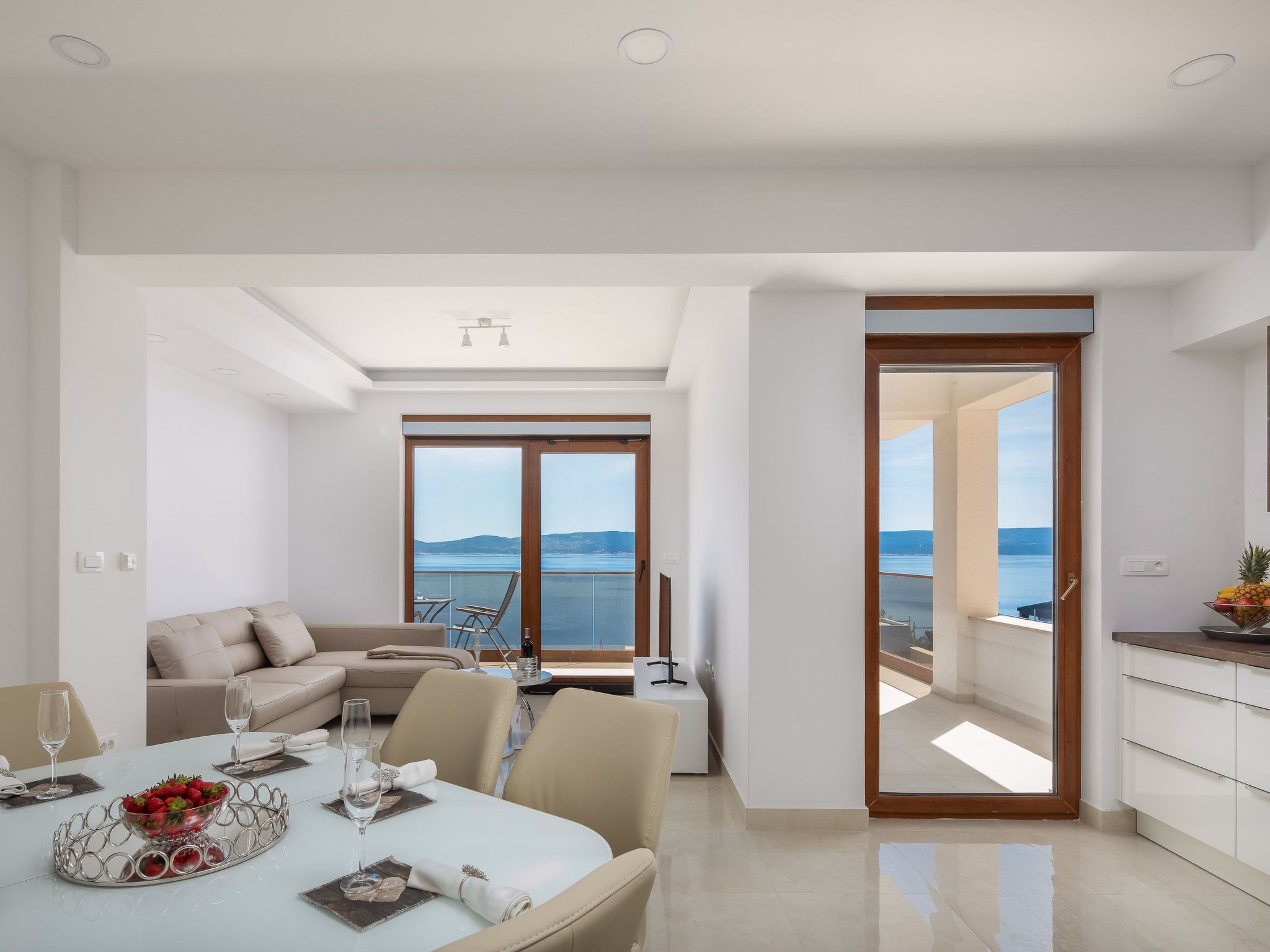 Stylisches Haus für 8 Personen und 4 Kinder-Binnen