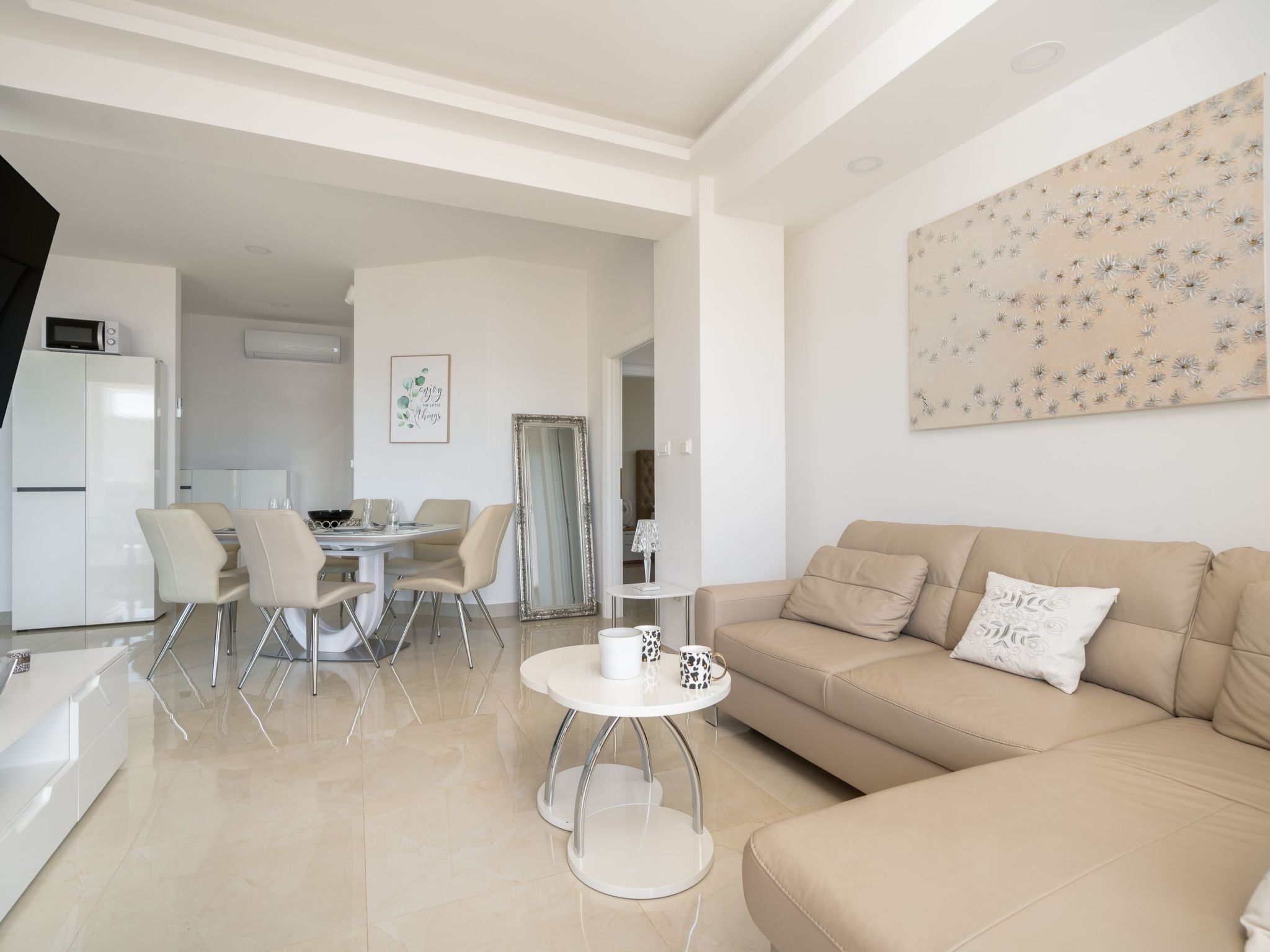 Stylisches Haus für 8 Personen und 4 Kinder-Binnen