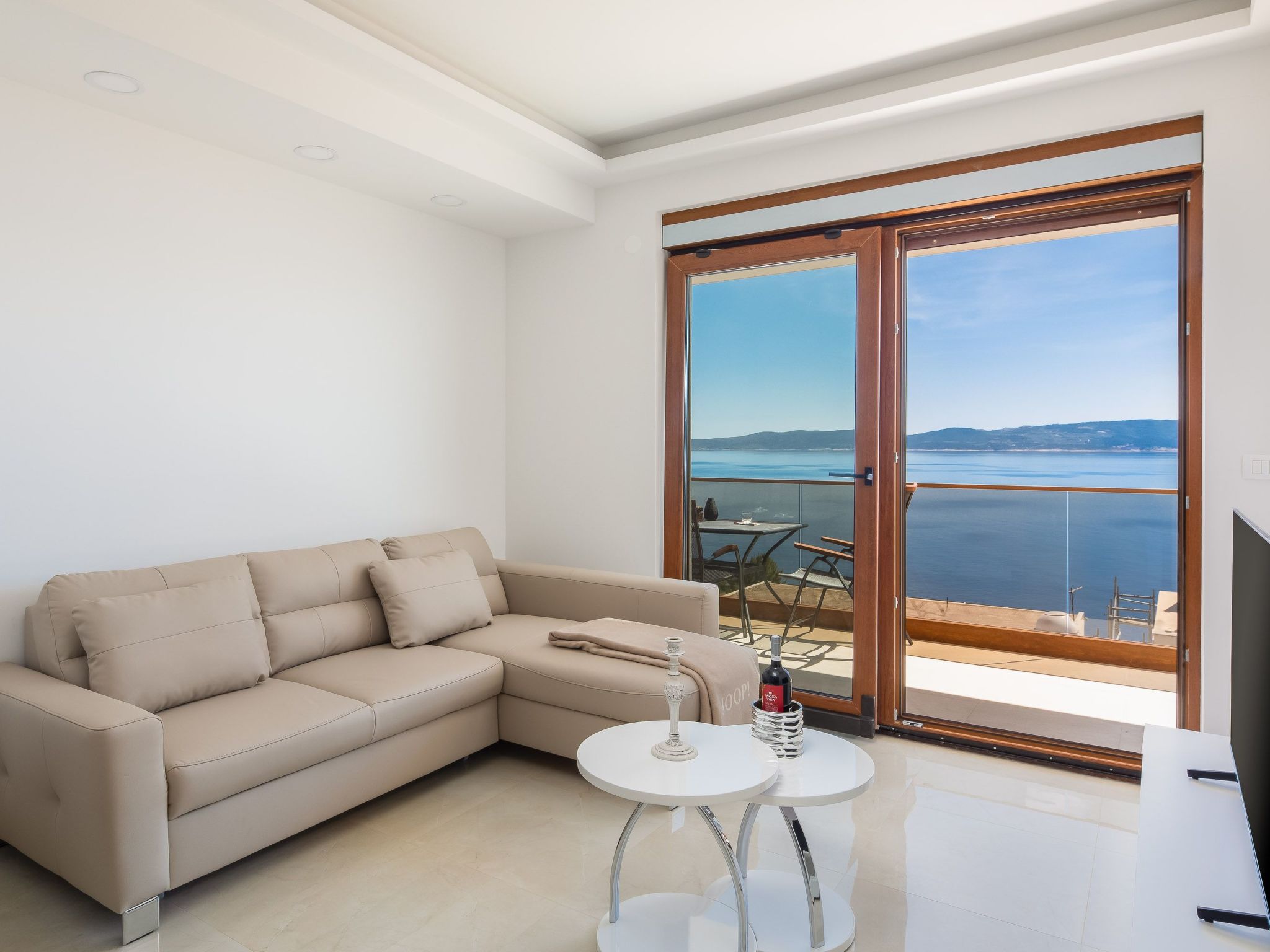 Stylisches Haus für 8 Personen und 4 Kinder-Binnen