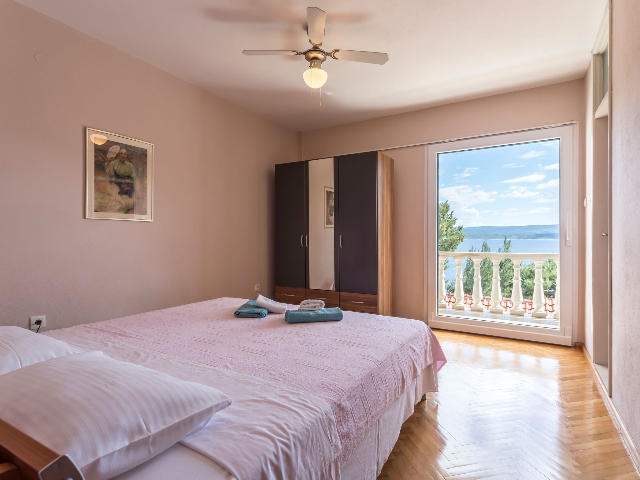 Mit Balkon und Terrasse sowie Meerblick-Image-tags.info